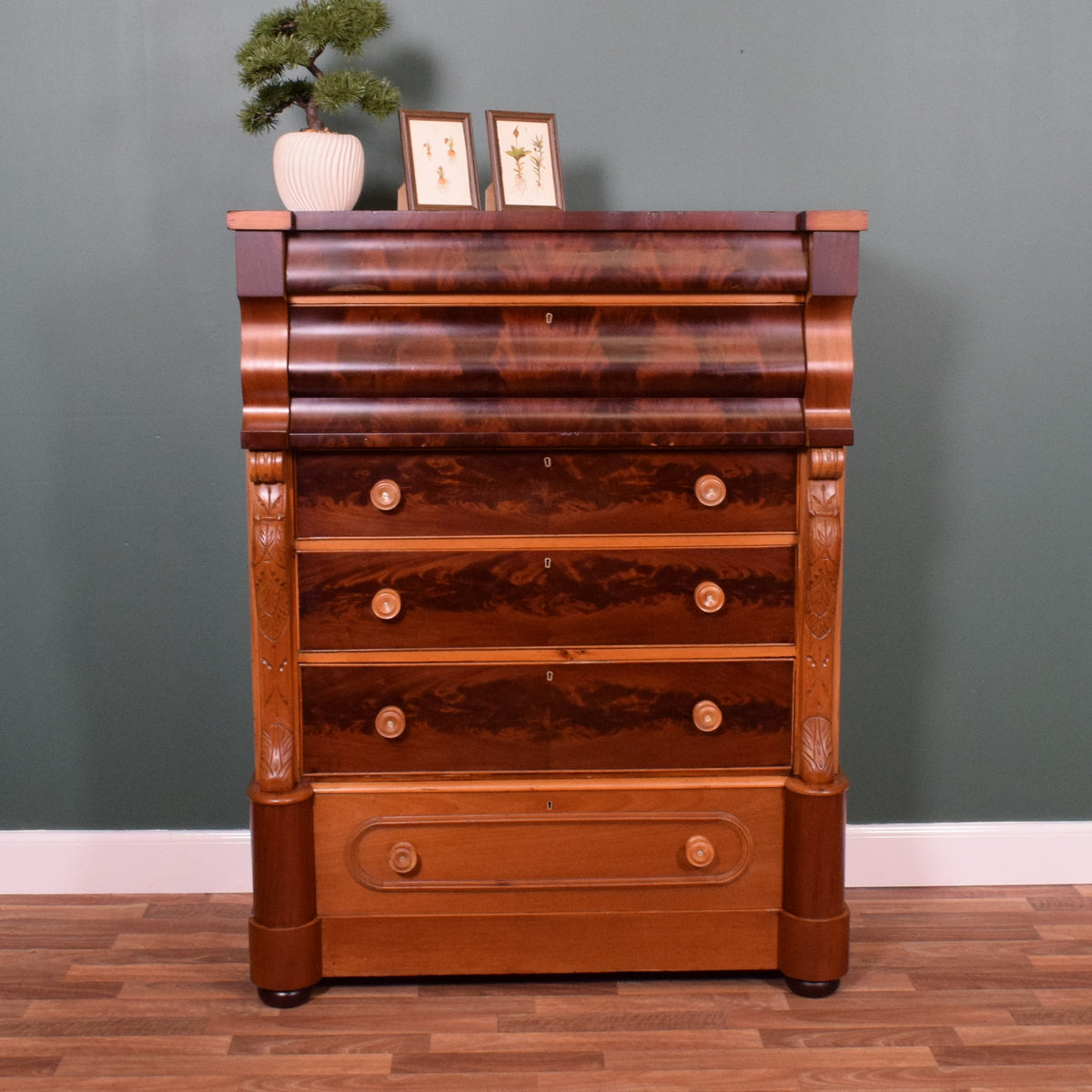 Flamed Mahogany Scotch Chest Of Drawers