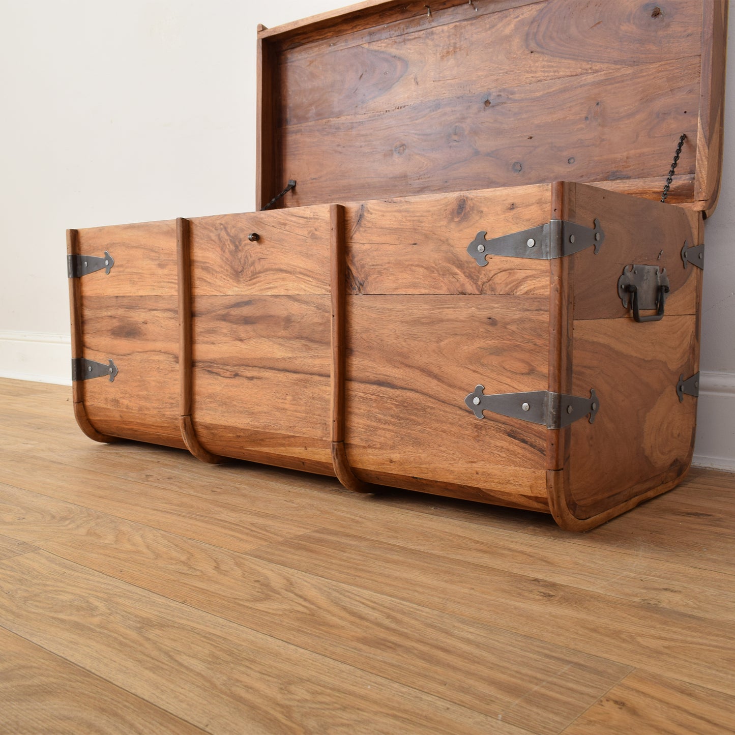 Sheesham Chest