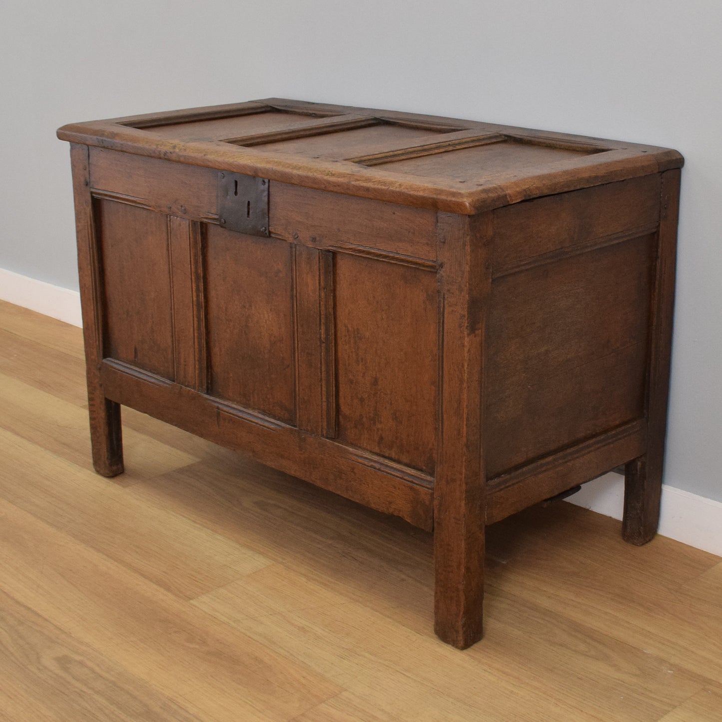 Rustic Oak Blanket Box