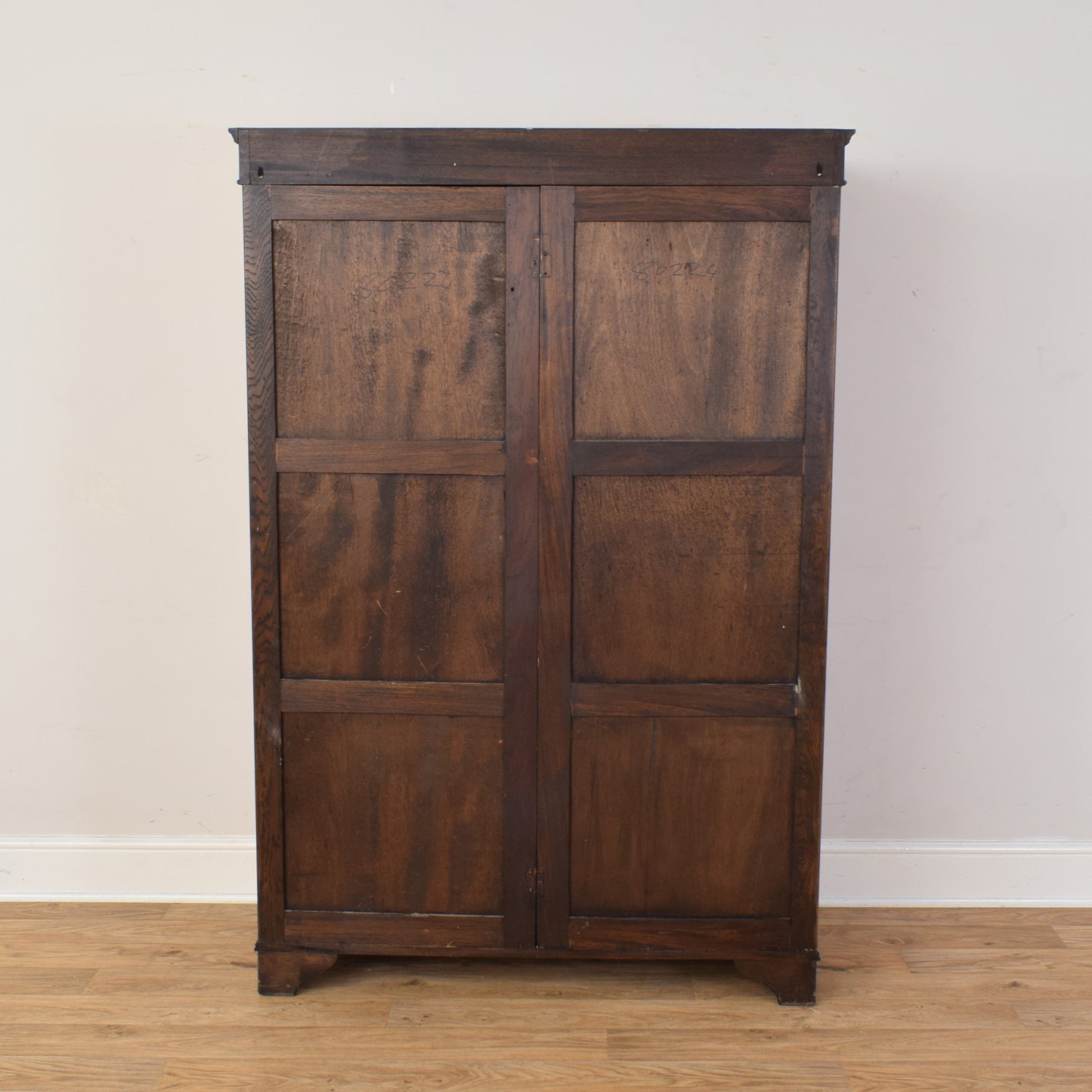Oak Linenfold Wardrobe