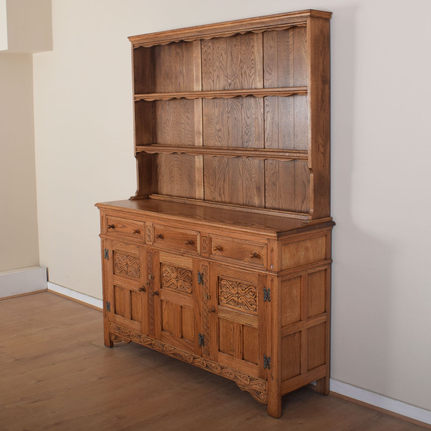 Large Jaycee Dresser