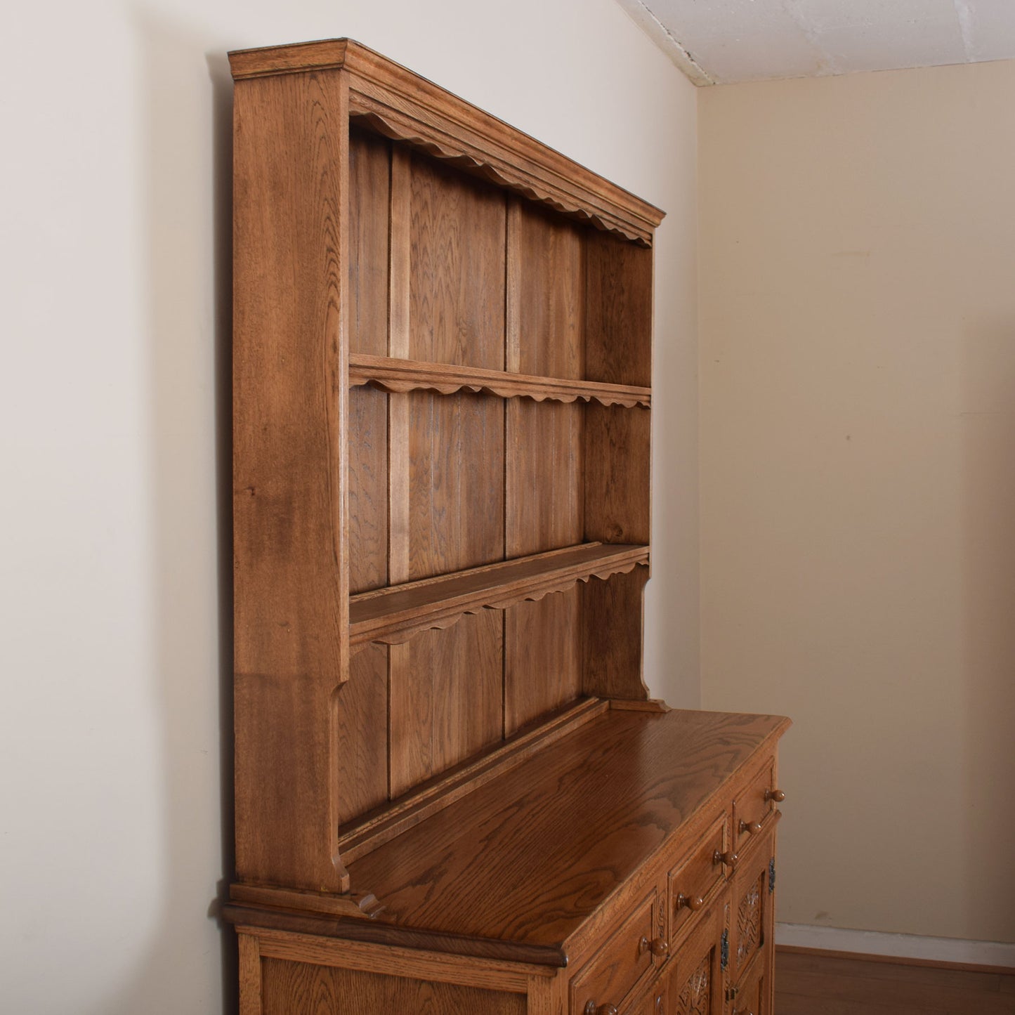 Large Jaycee Dresser