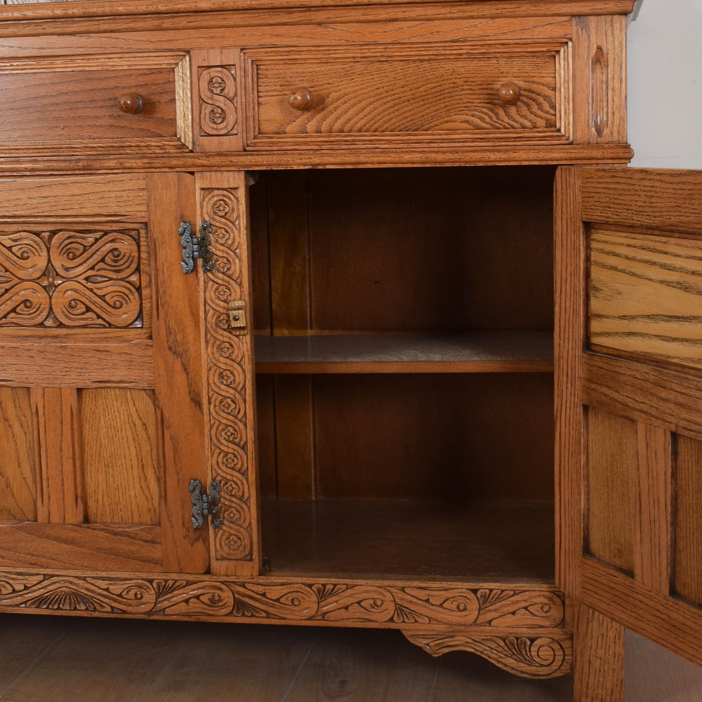 Large Jaycee Dresser