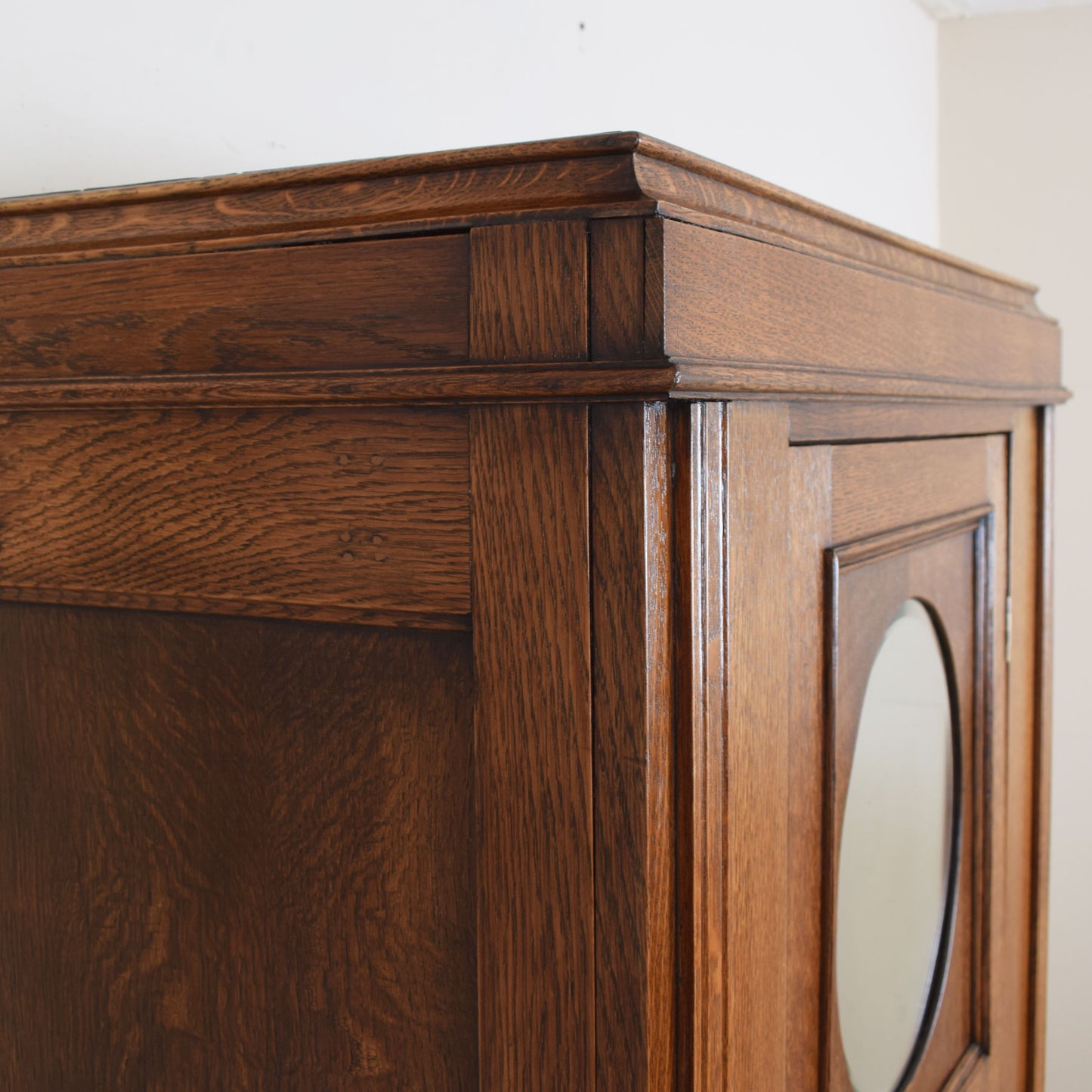 Vintage Oak Mirrored Hallrobe