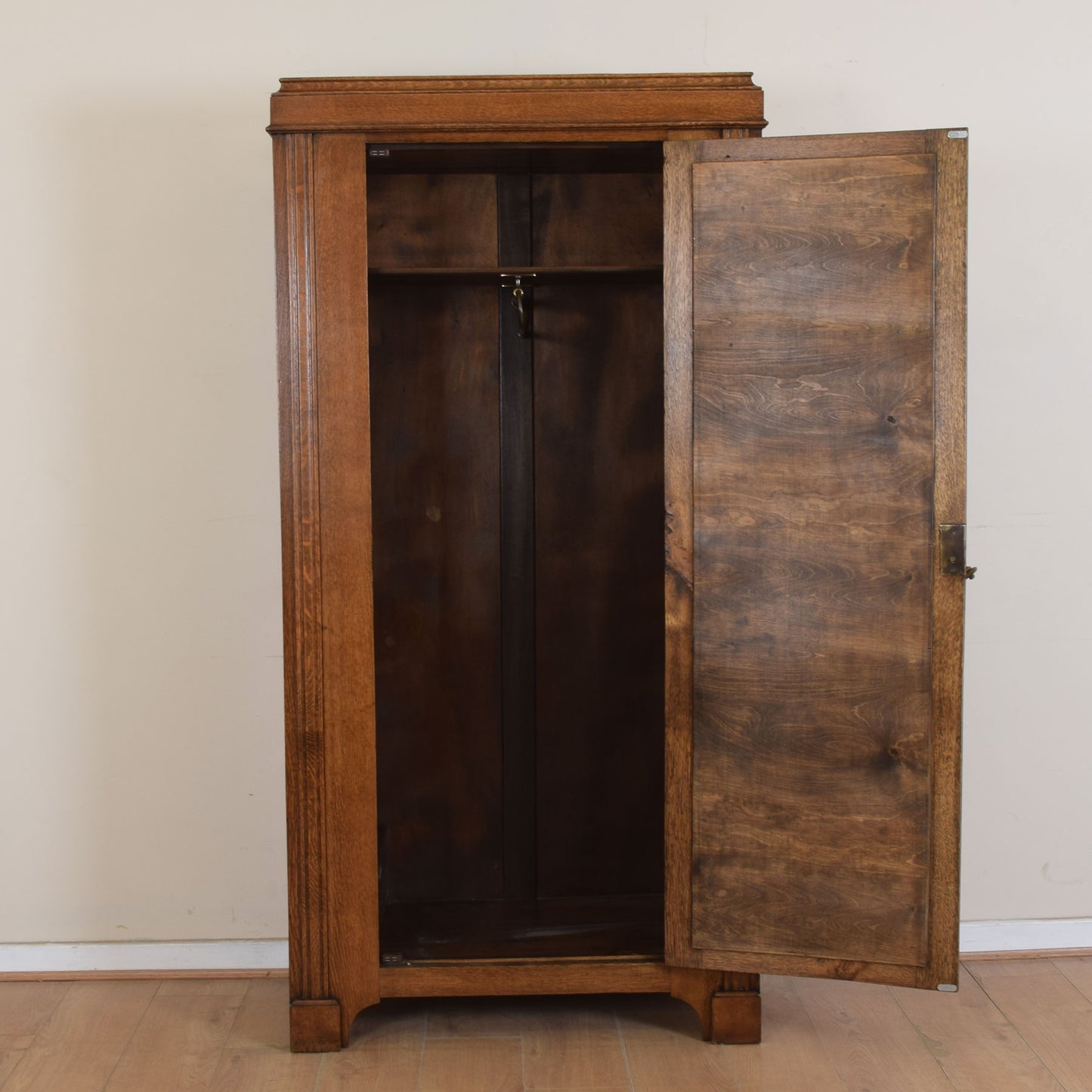 Vintage Oak Mirrored Hallrobe