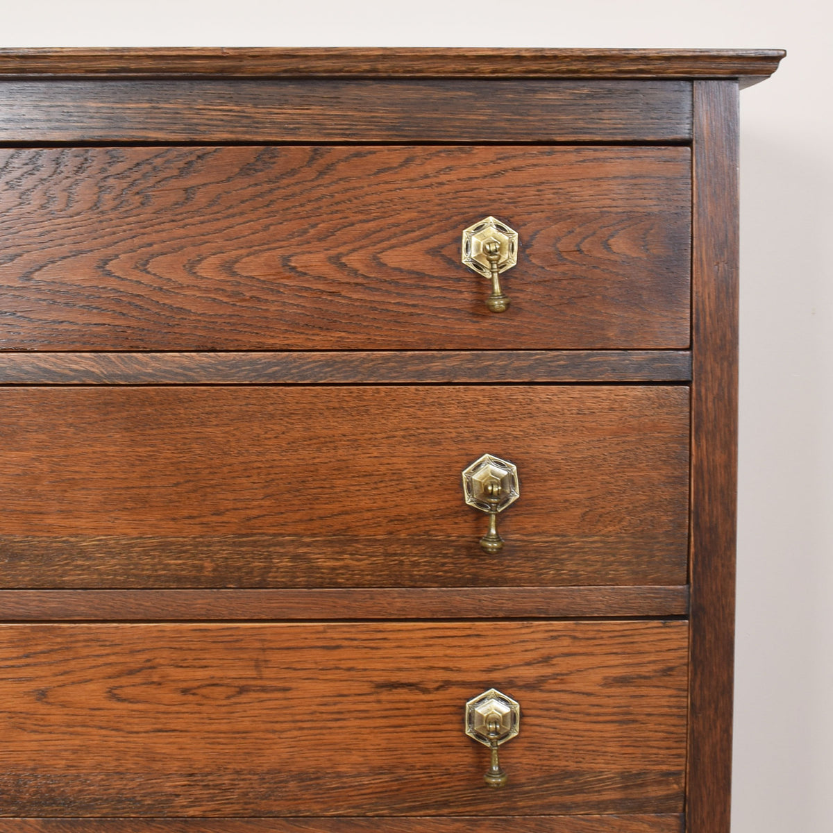 Oak Chest of Drawers