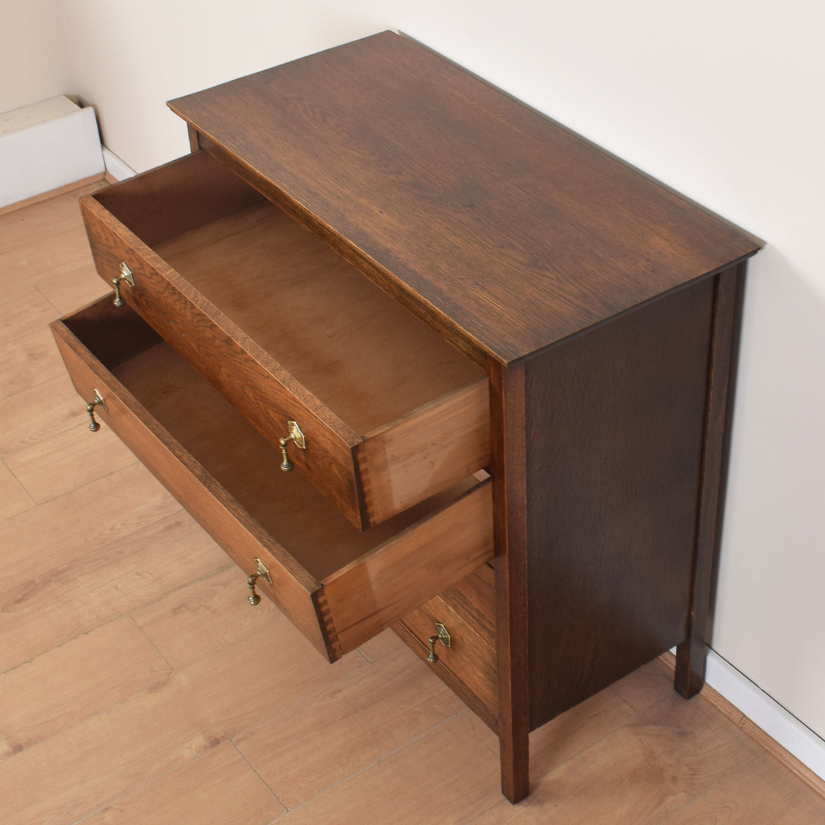Oak Chest of Drawers