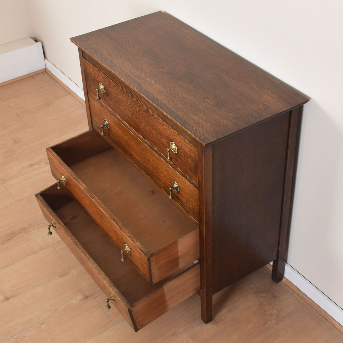 Oak Chest of Drawers