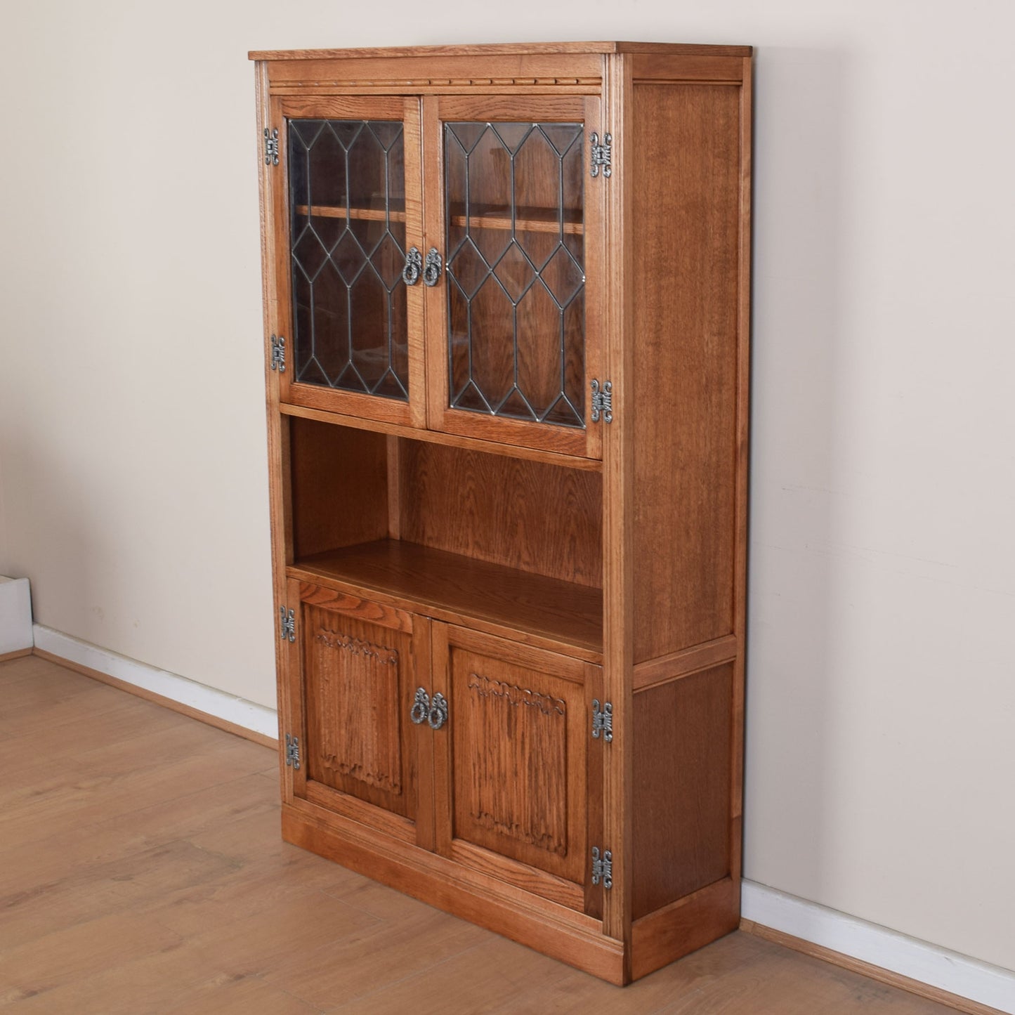 Old Charm Glazed Cabinet with Cupboard
