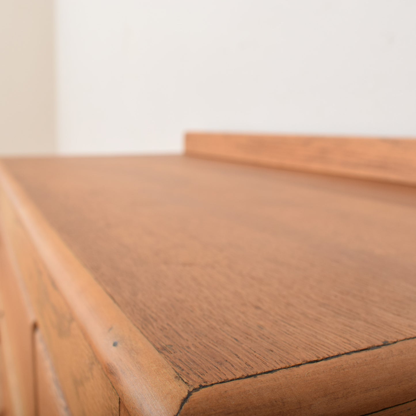 Oak Chest Of Drawers