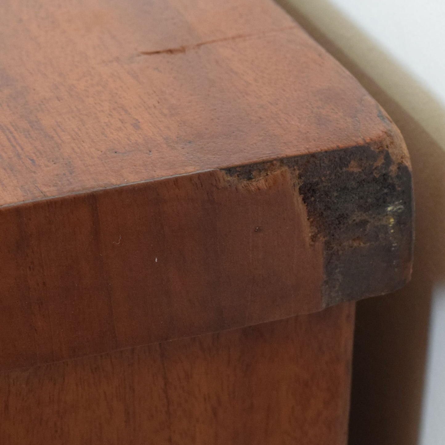Rustic Mahogany Chest of Drawers
