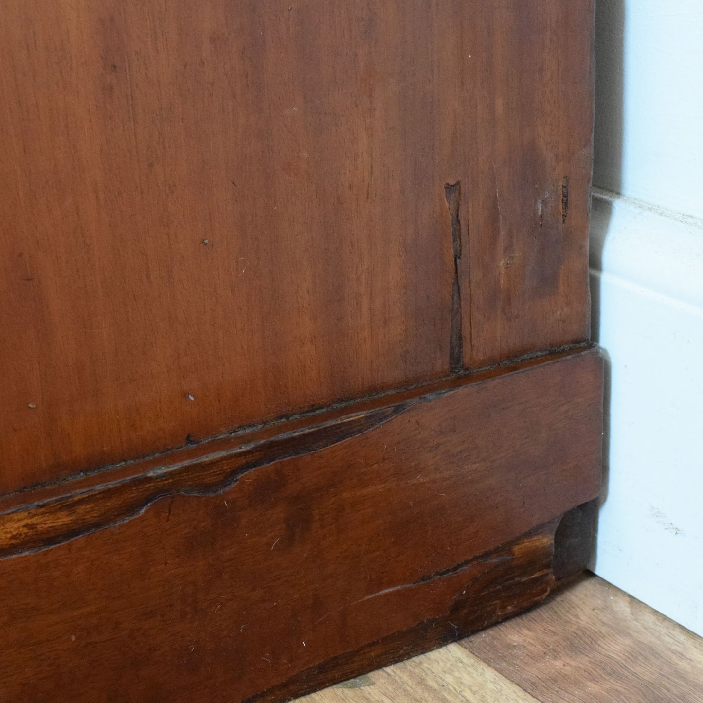 Rustic Mahogany Chest of Drawers