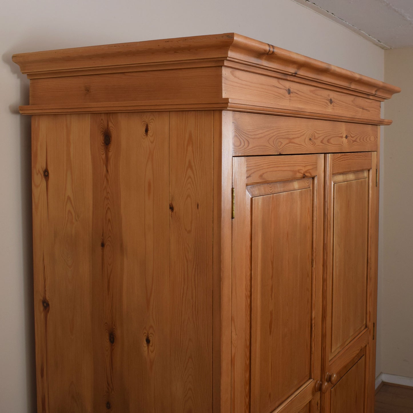 Large Pine Double Wardrobe