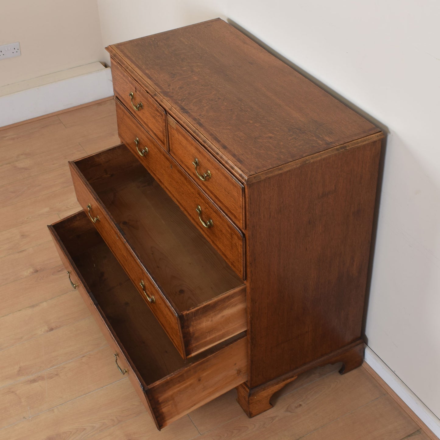 Large Oak Chest Of Drawers