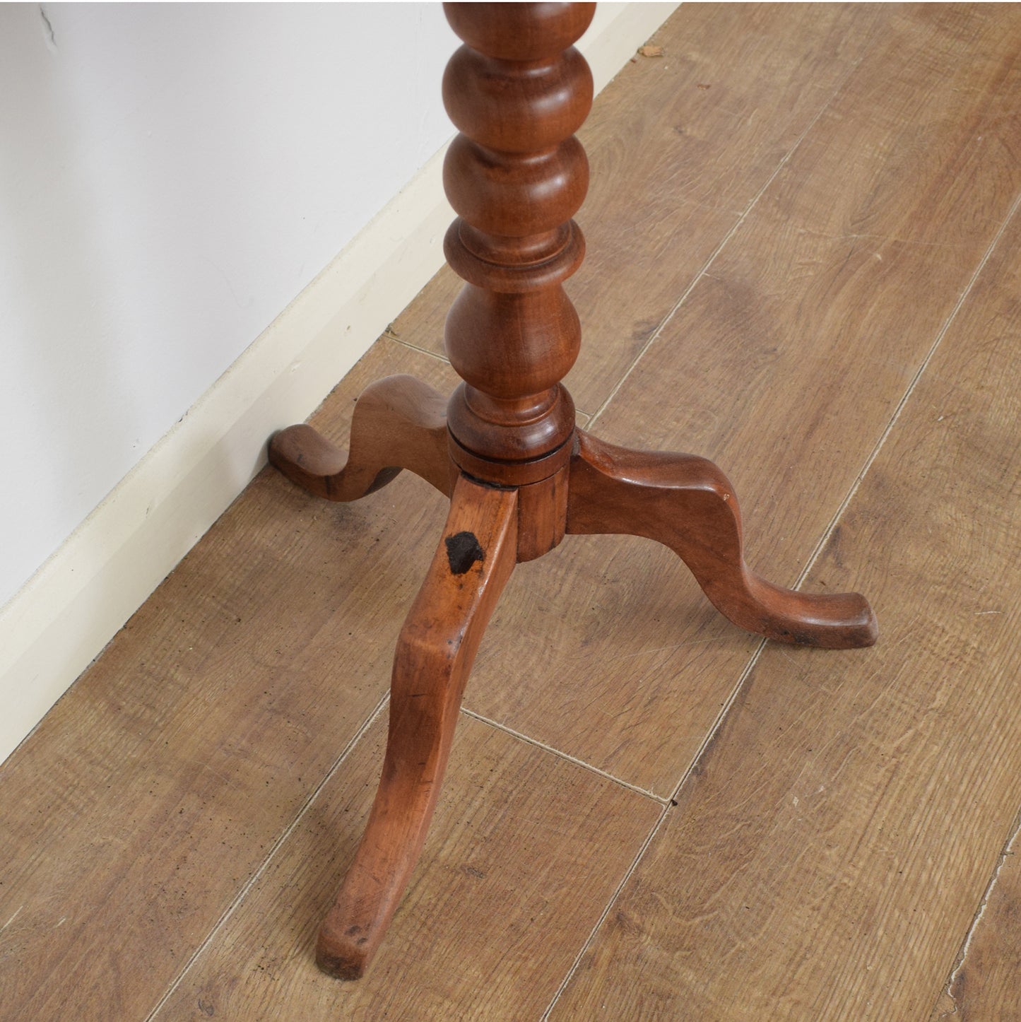 Mahogany Tilt-Top Side Table