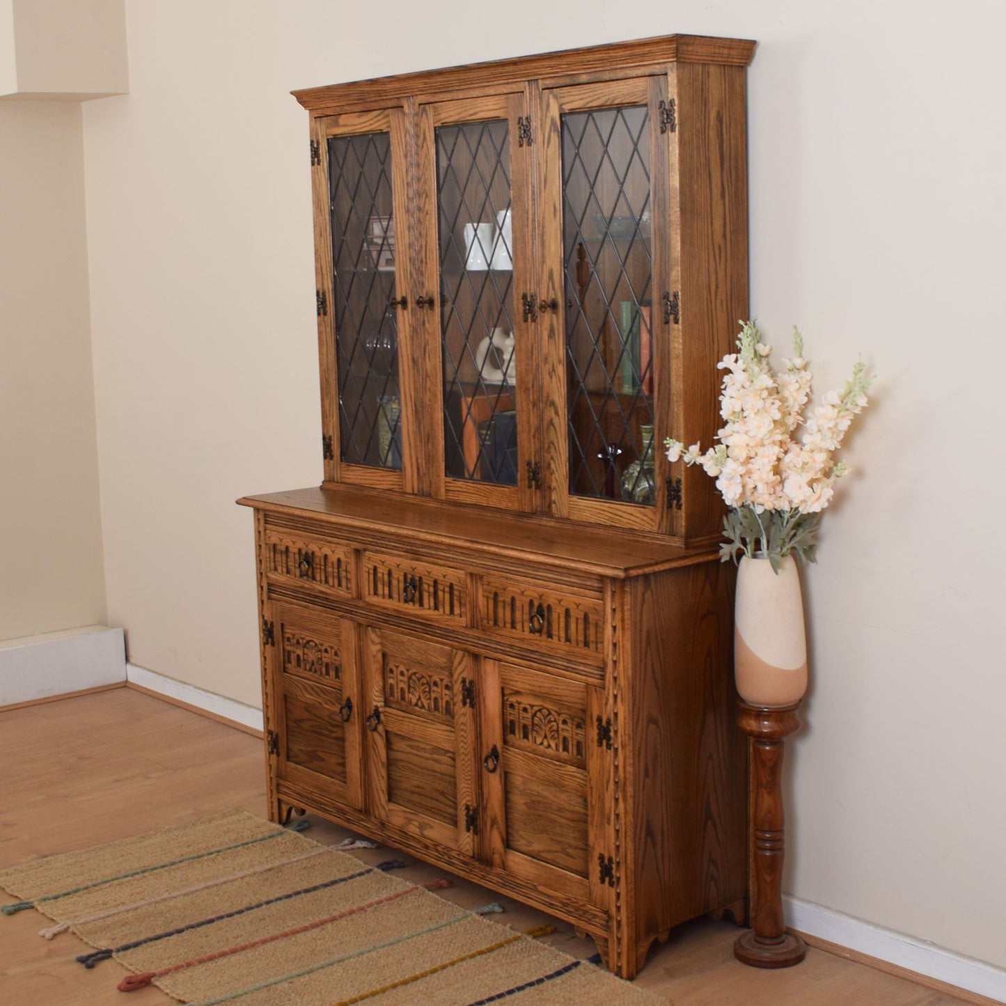 Large Jaycee Dresser Unit