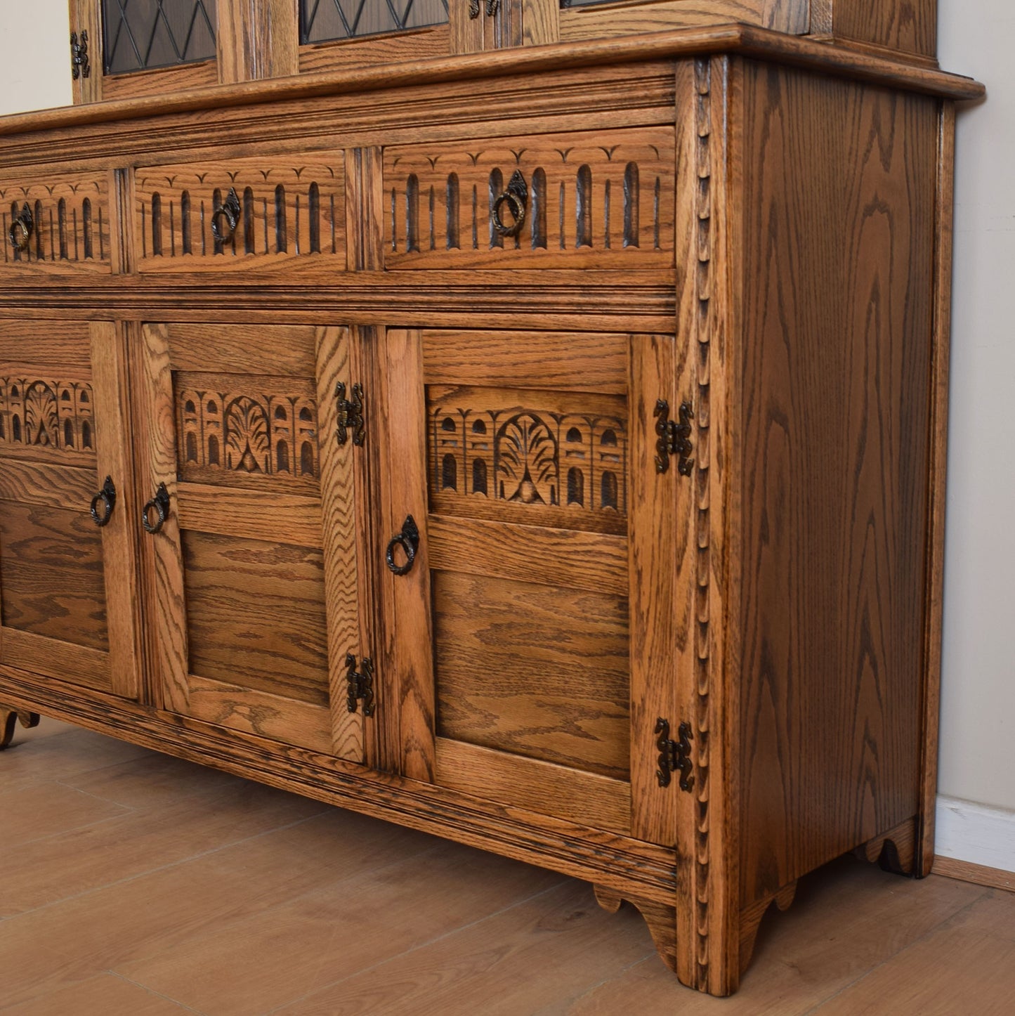 Large Jaycee Dresser Unit