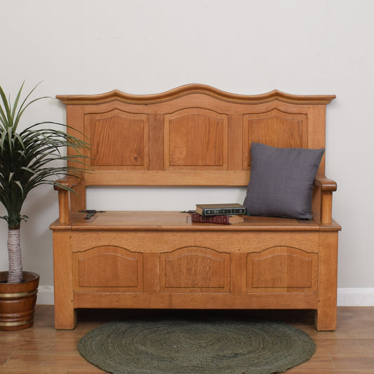 Restored Oak Settle