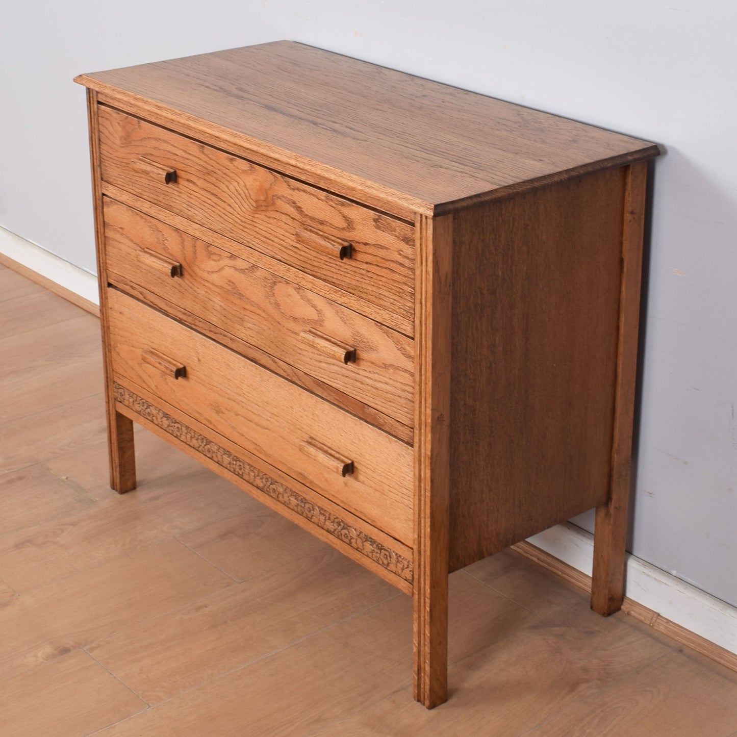 Vintage Oak Chest of Drawers