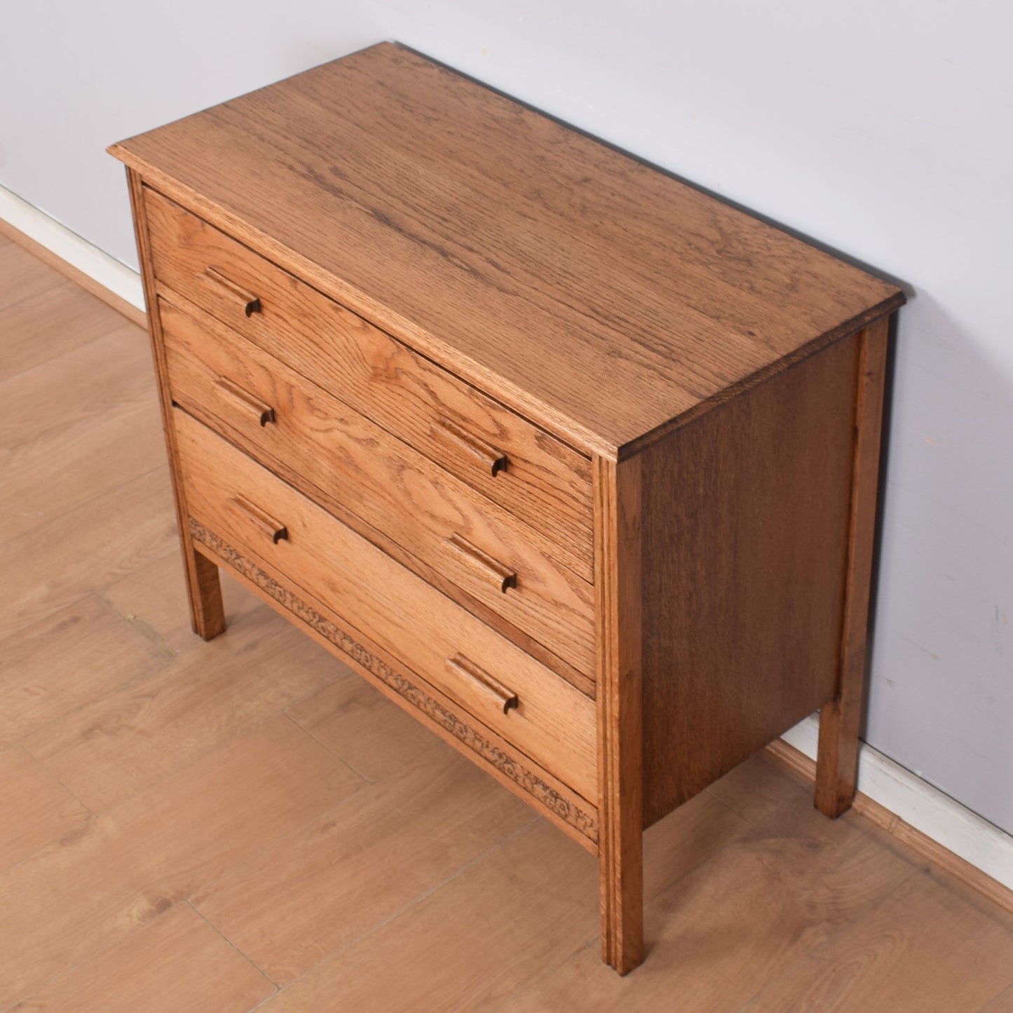 Vintage Oak Chest of Drawers