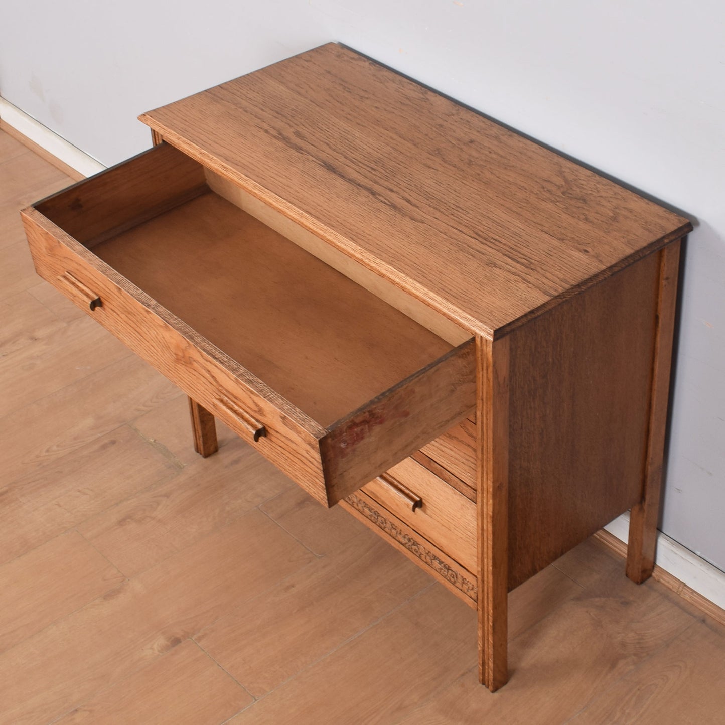 Vintage Oak Chest of Drawers