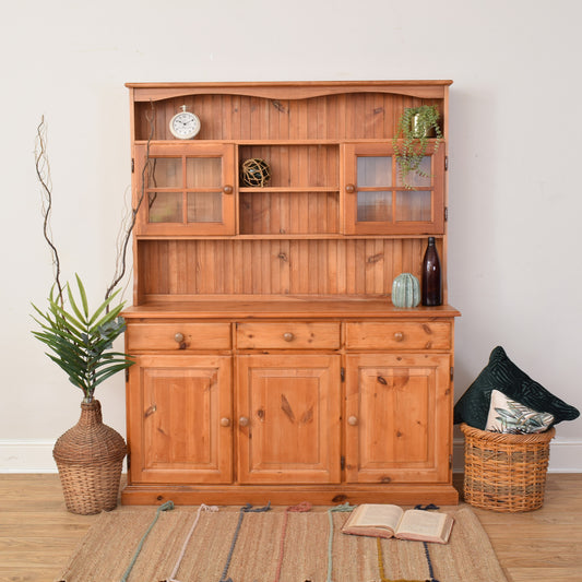 Pine Dresser