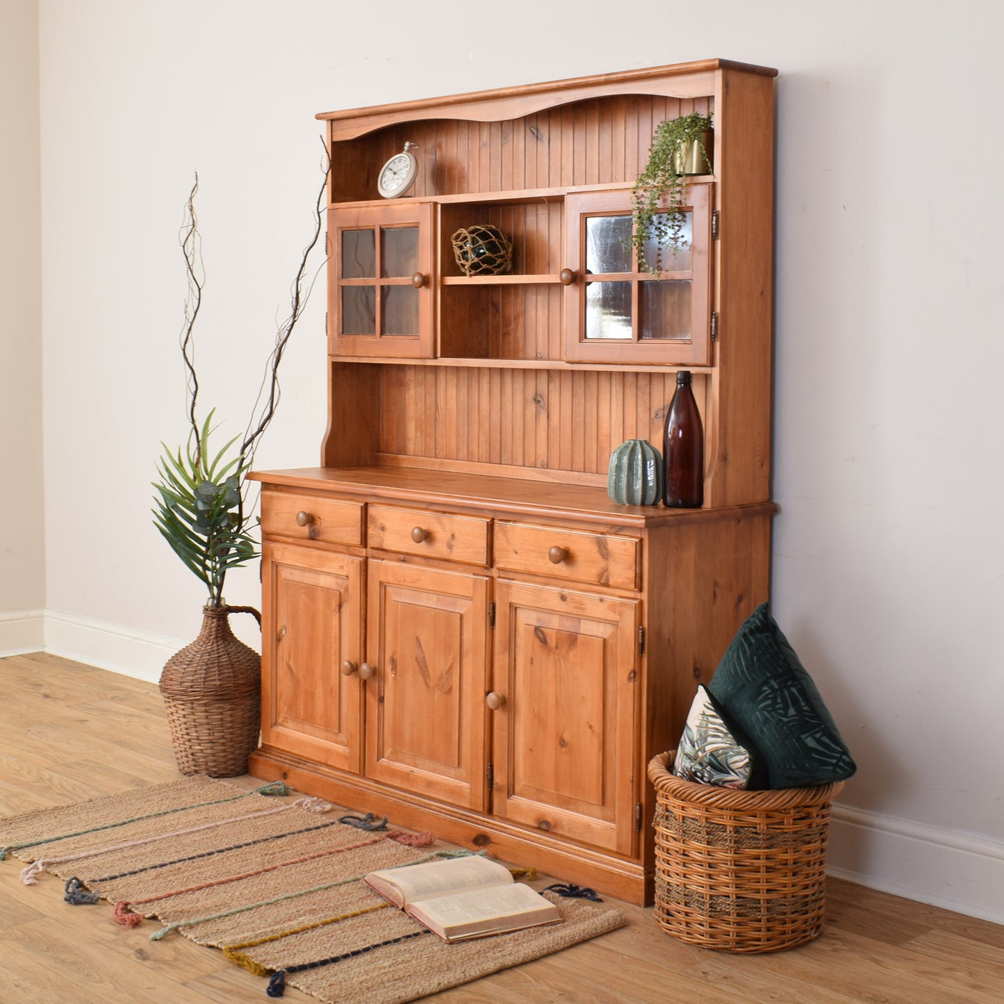 Pine Dresser