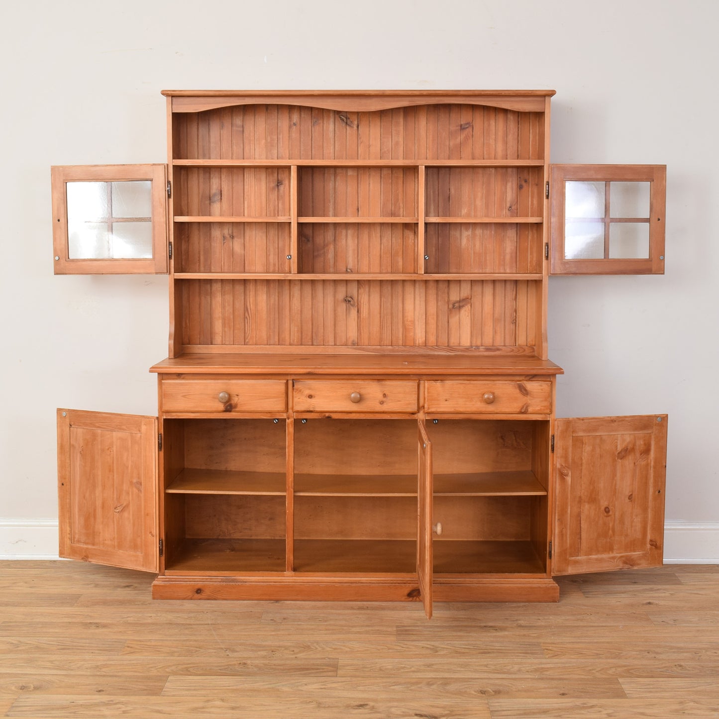 Pine Dresser