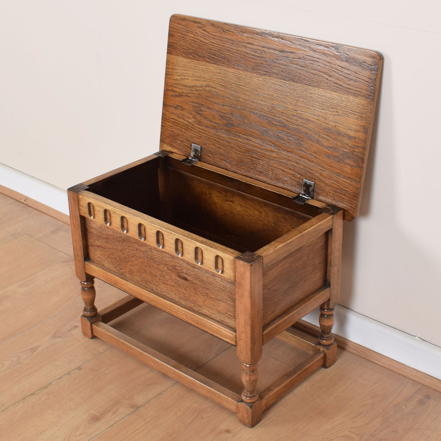 Oak Craft Box / Coffee Table