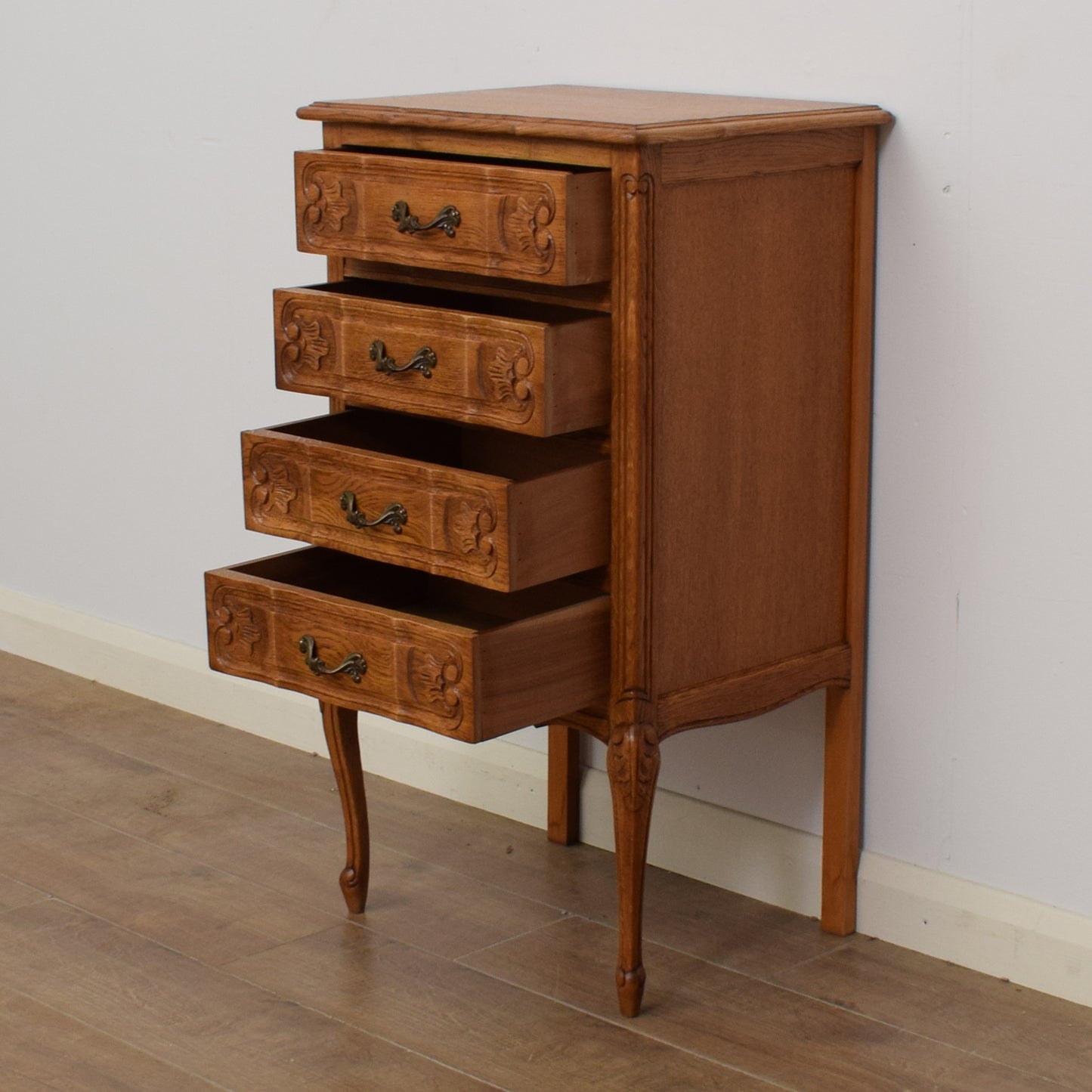 French Chest of Drawers