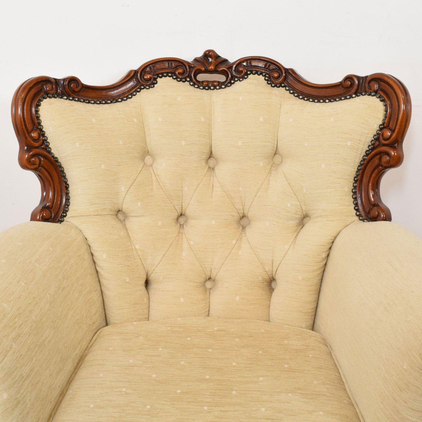 Carved Mahogany Rococo Revival Three-Piece Suite