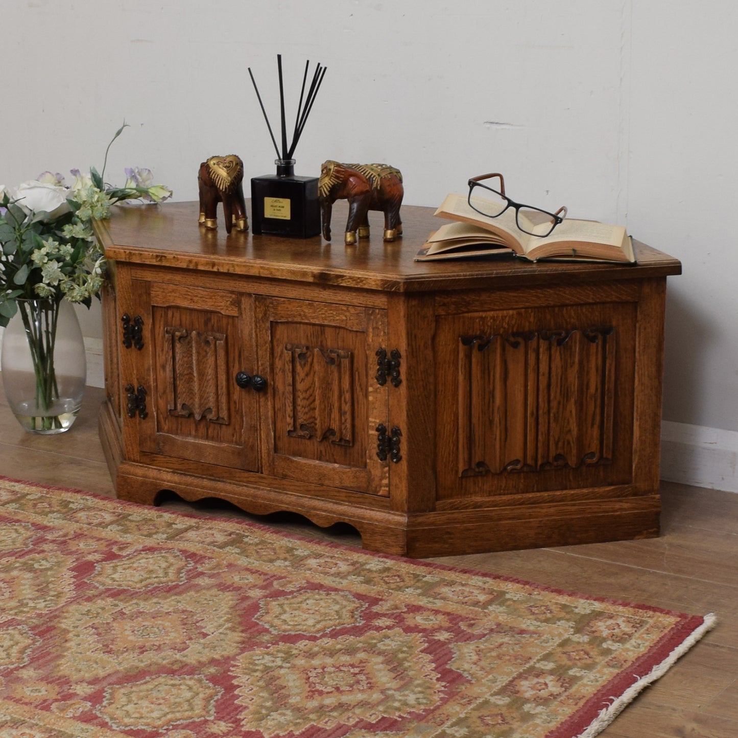 Oak TV Cabinet