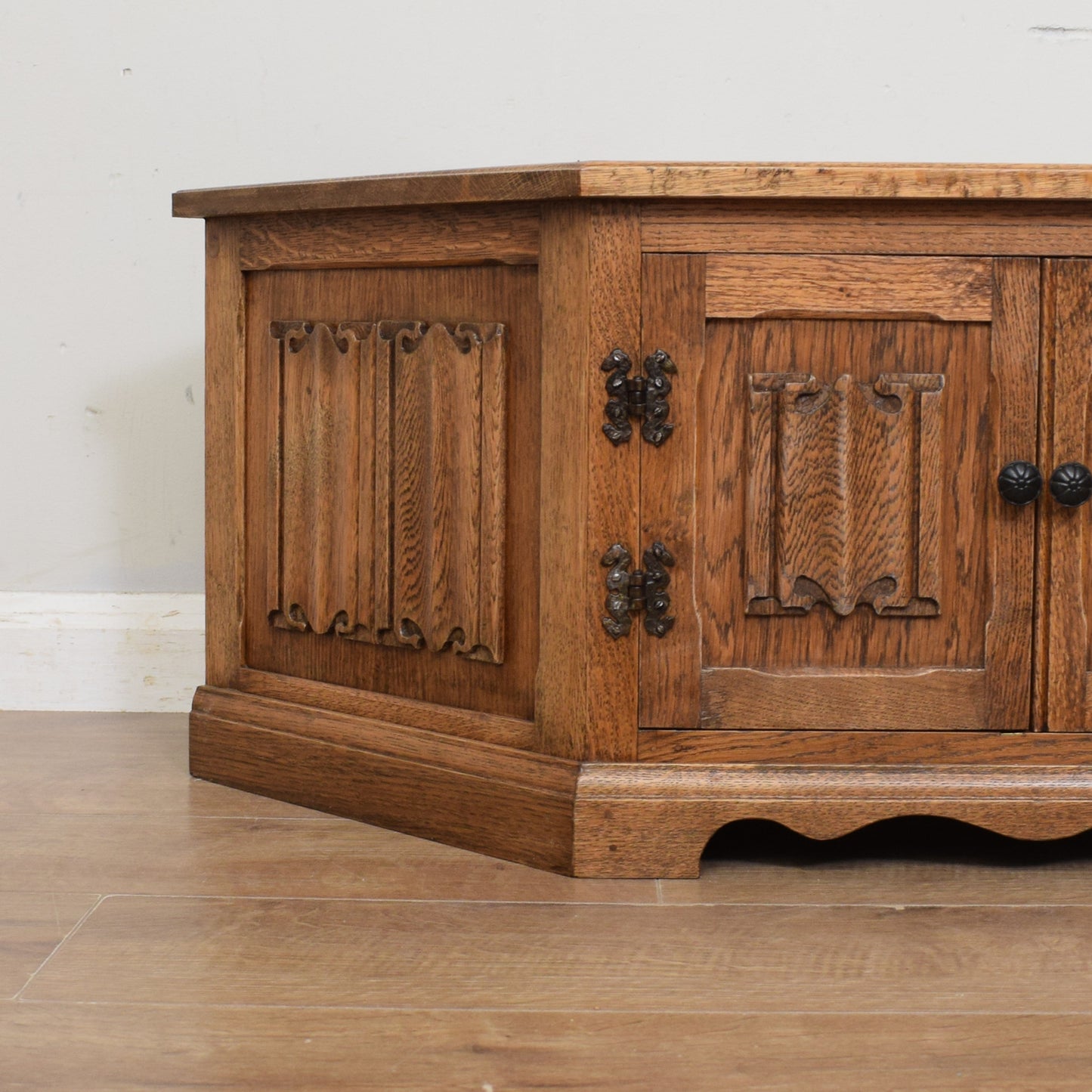 Oak TV Cabinet