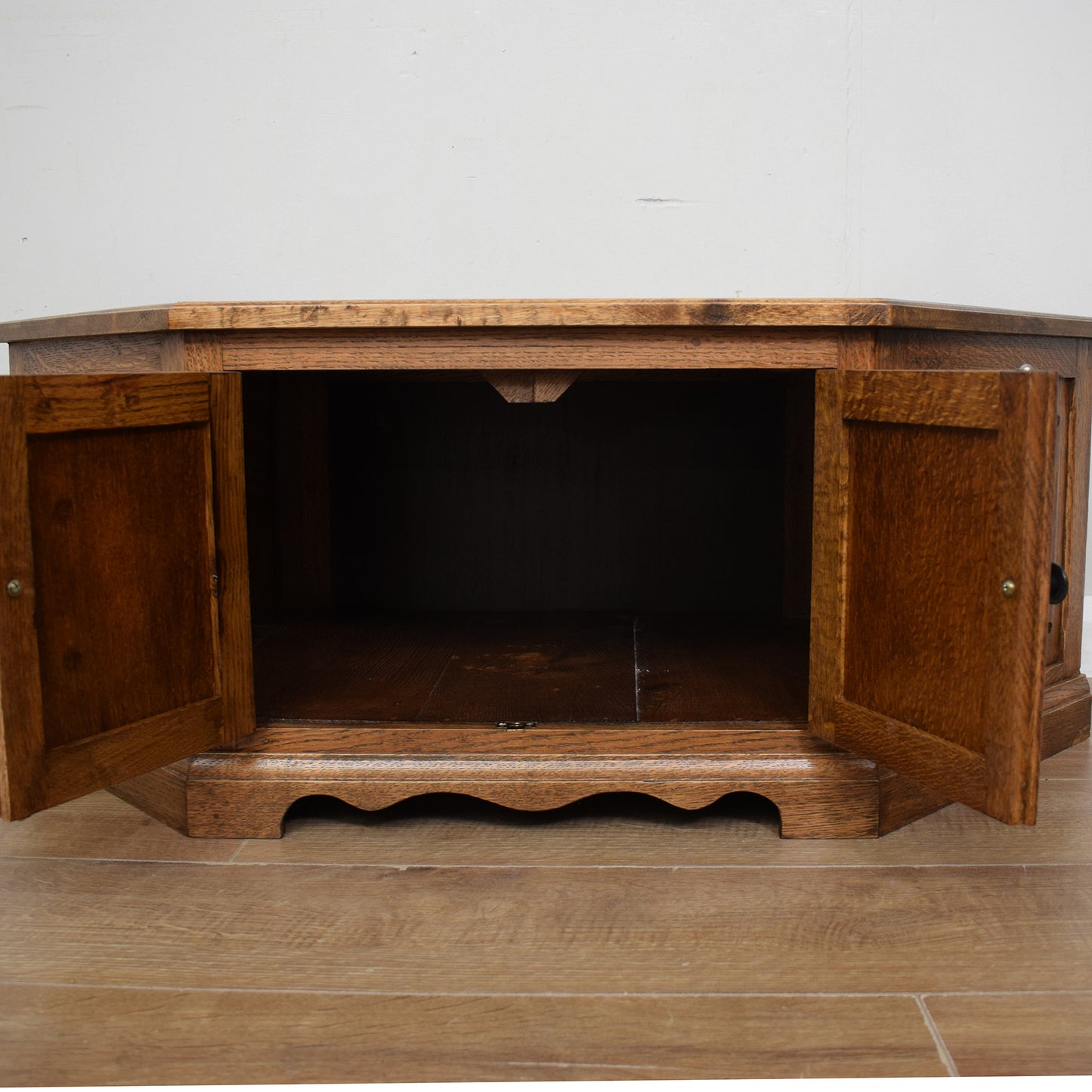 Oak TV Cabinet