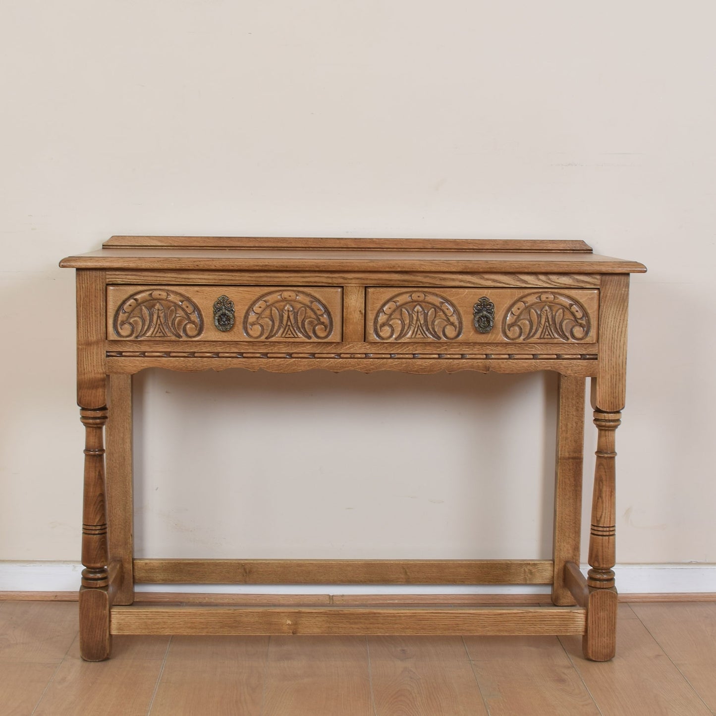Old Charm Console Table
