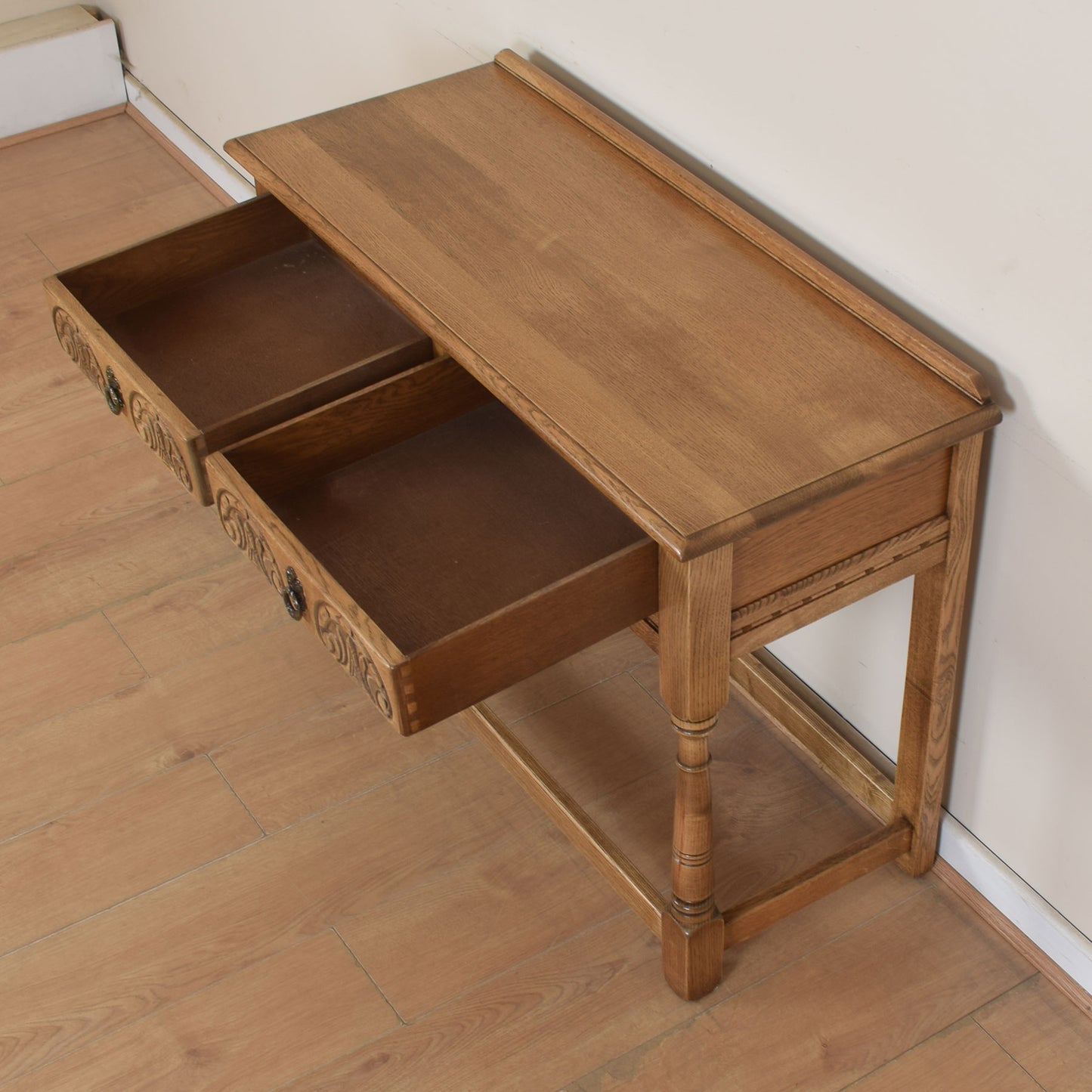 Old Charm Console Table