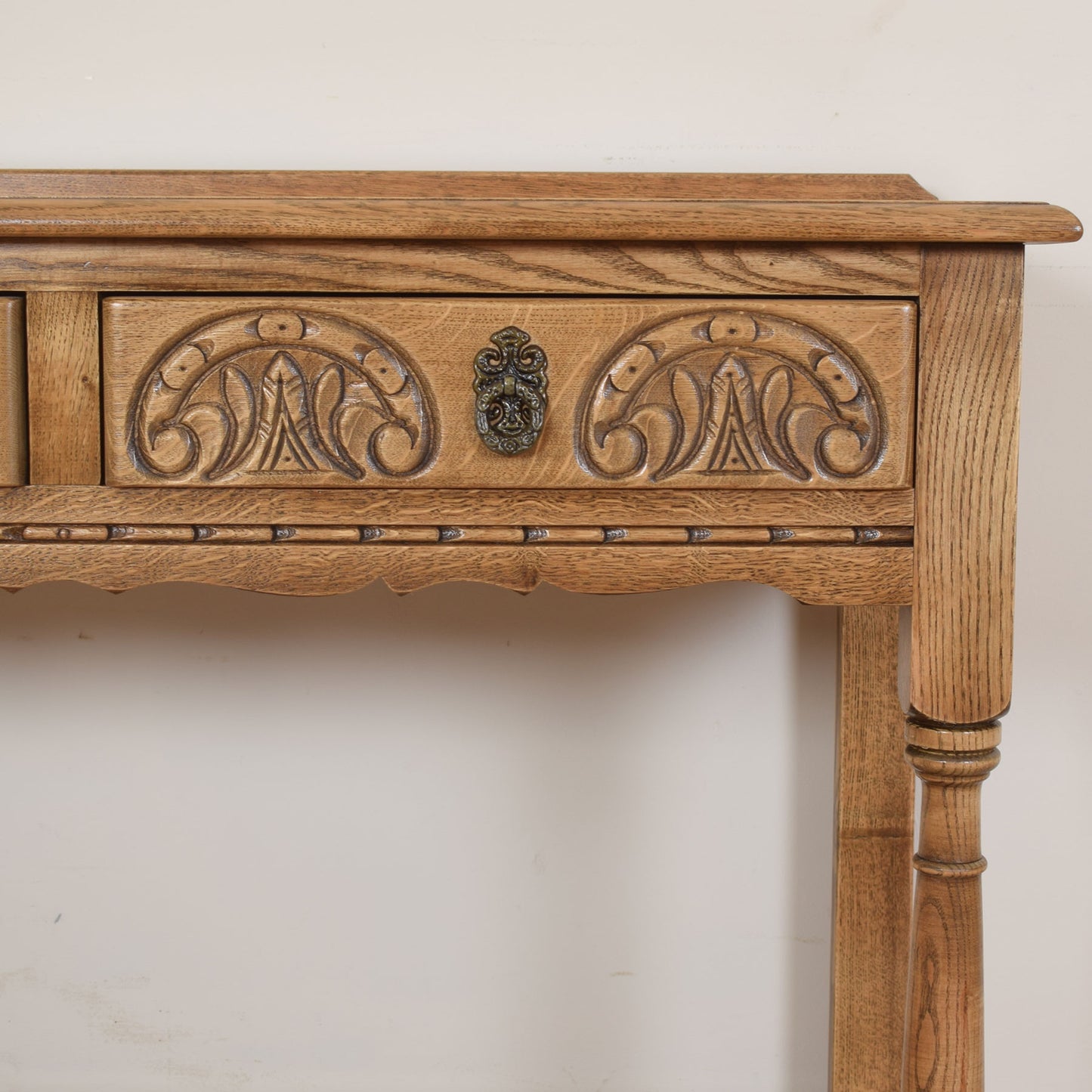 Old Charm Console Table