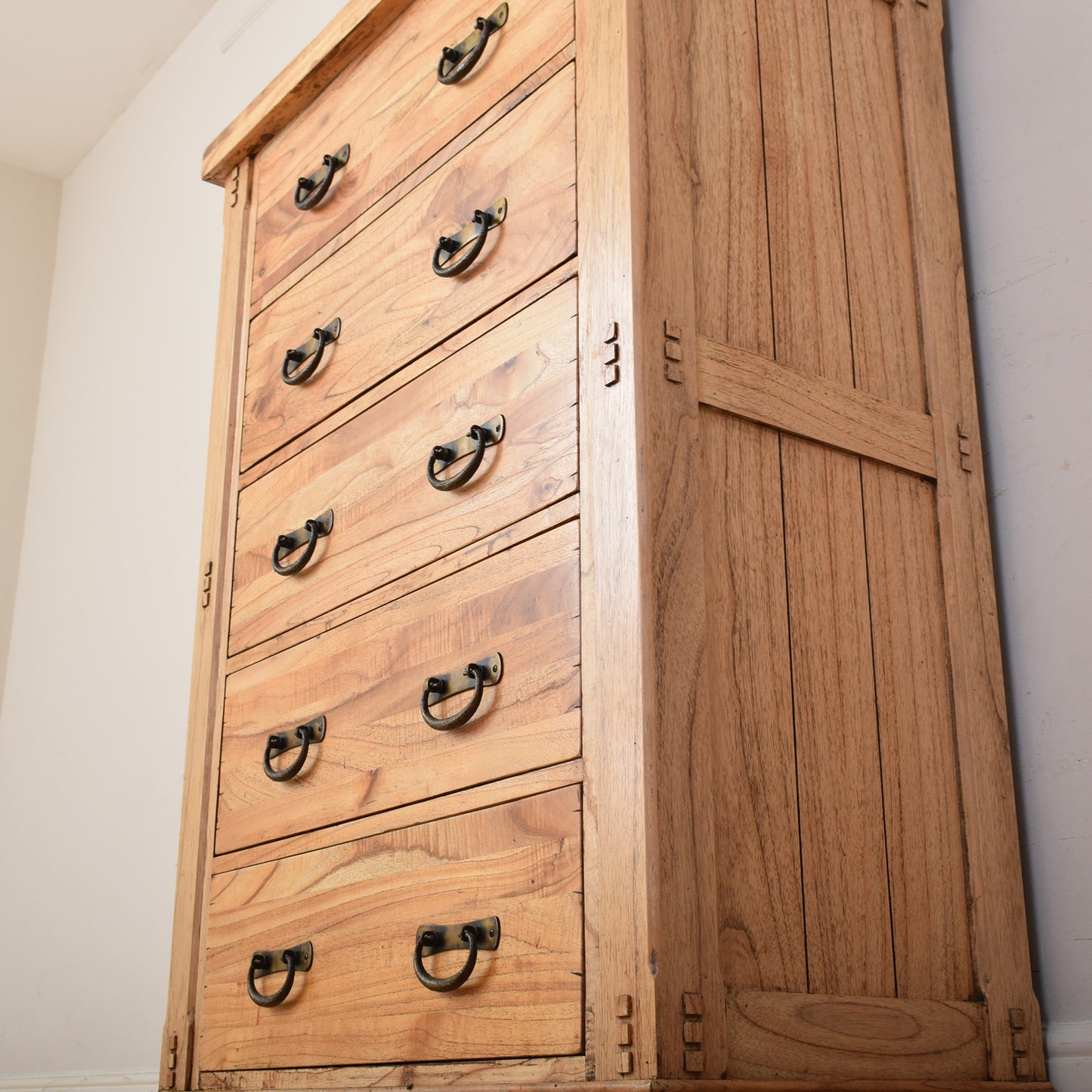 Oak Chest Of Drawers