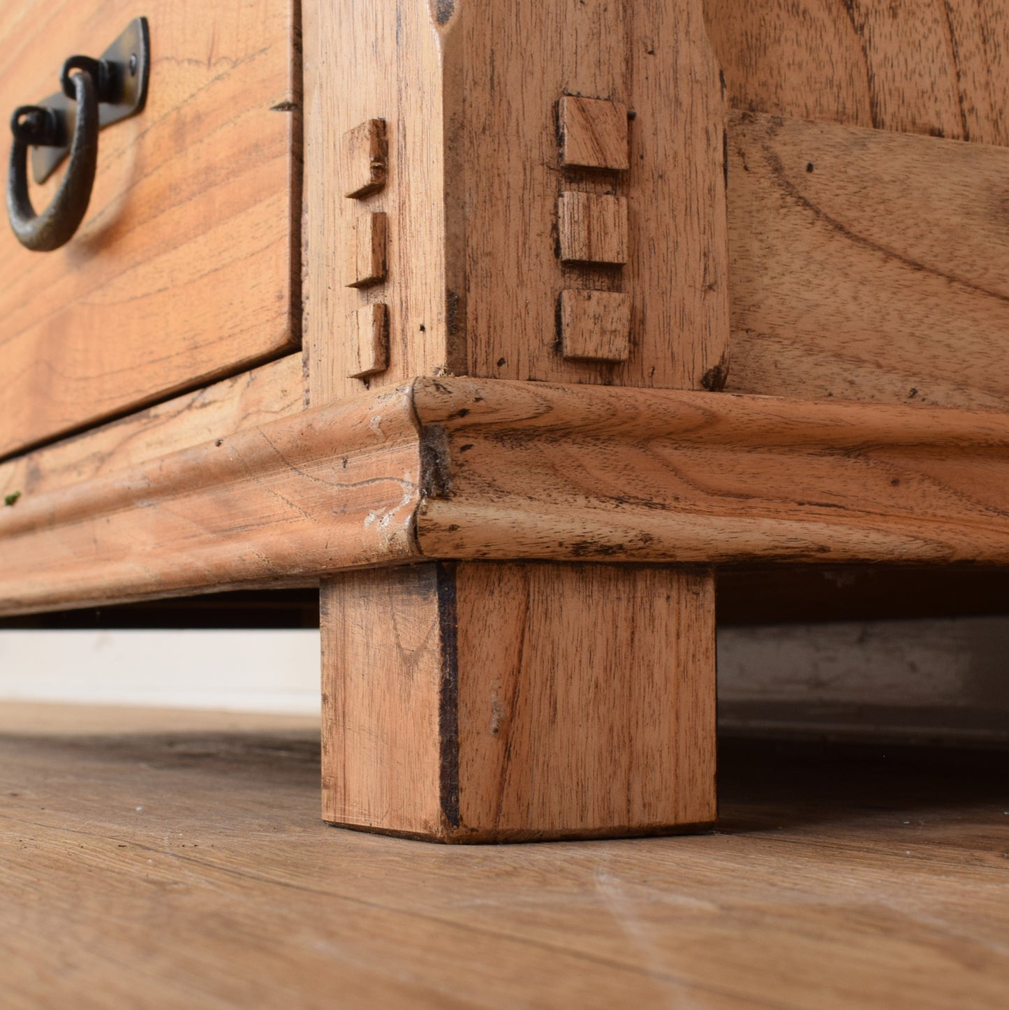 Oak Chest Of Drawers