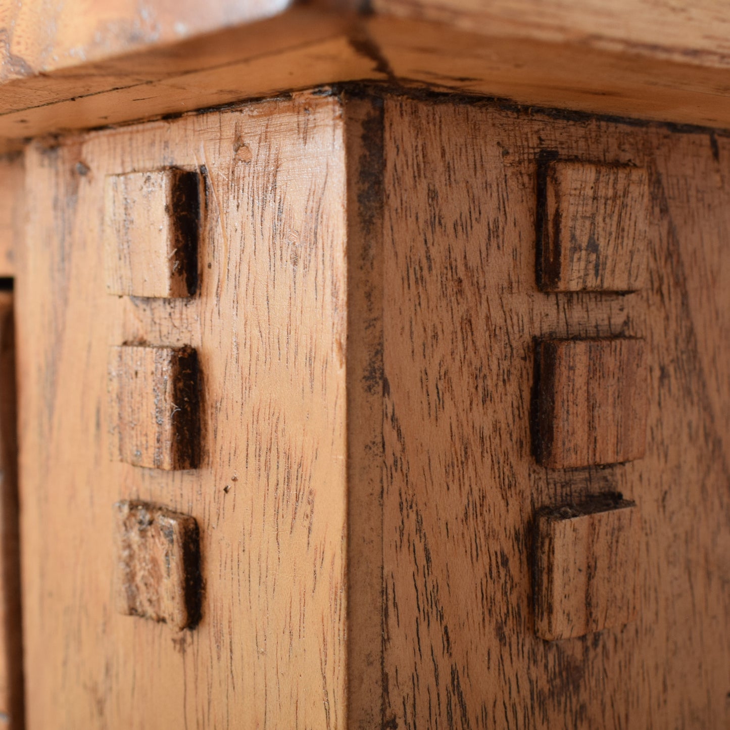 Oak Chest Of Drawers