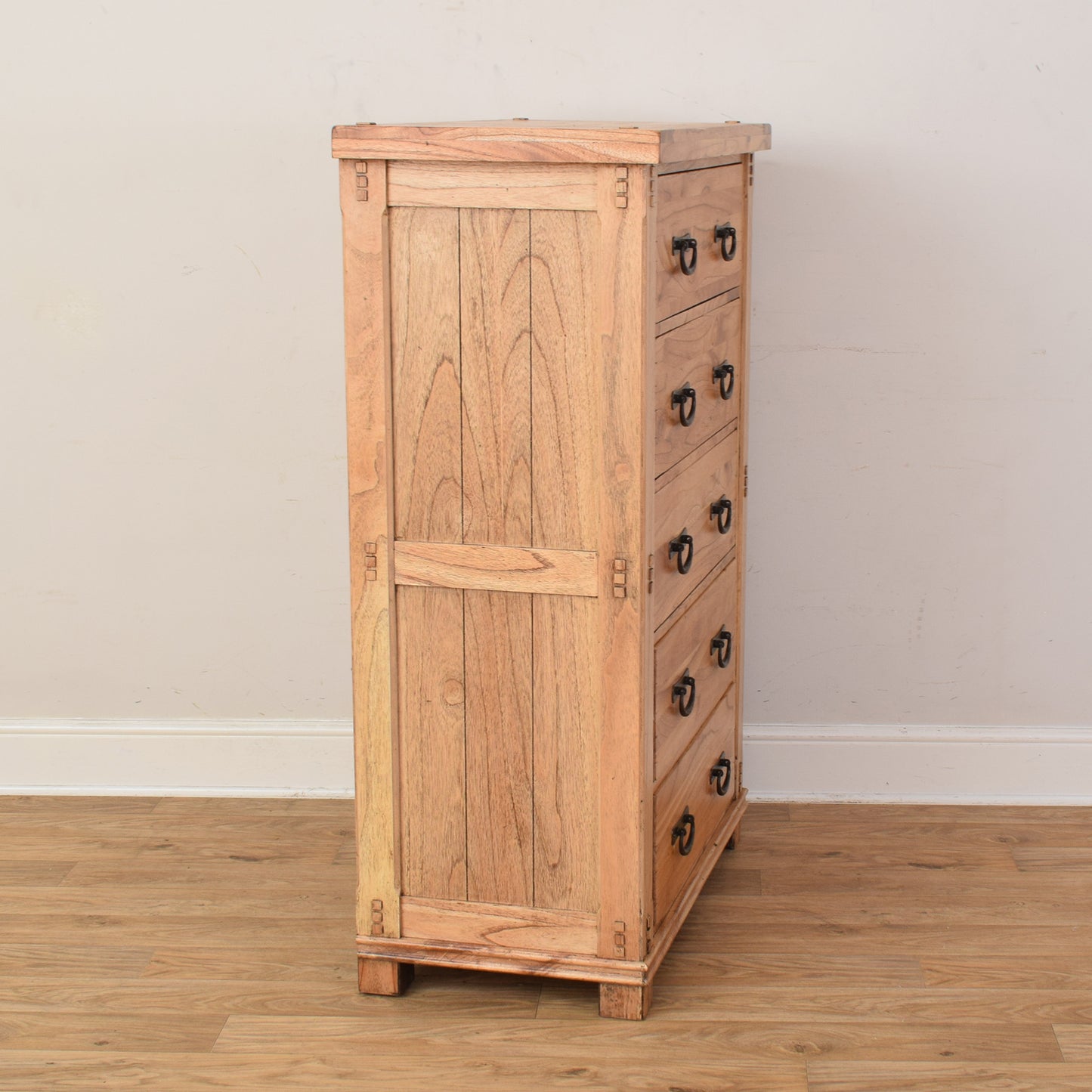Oak Chest Of Drawers