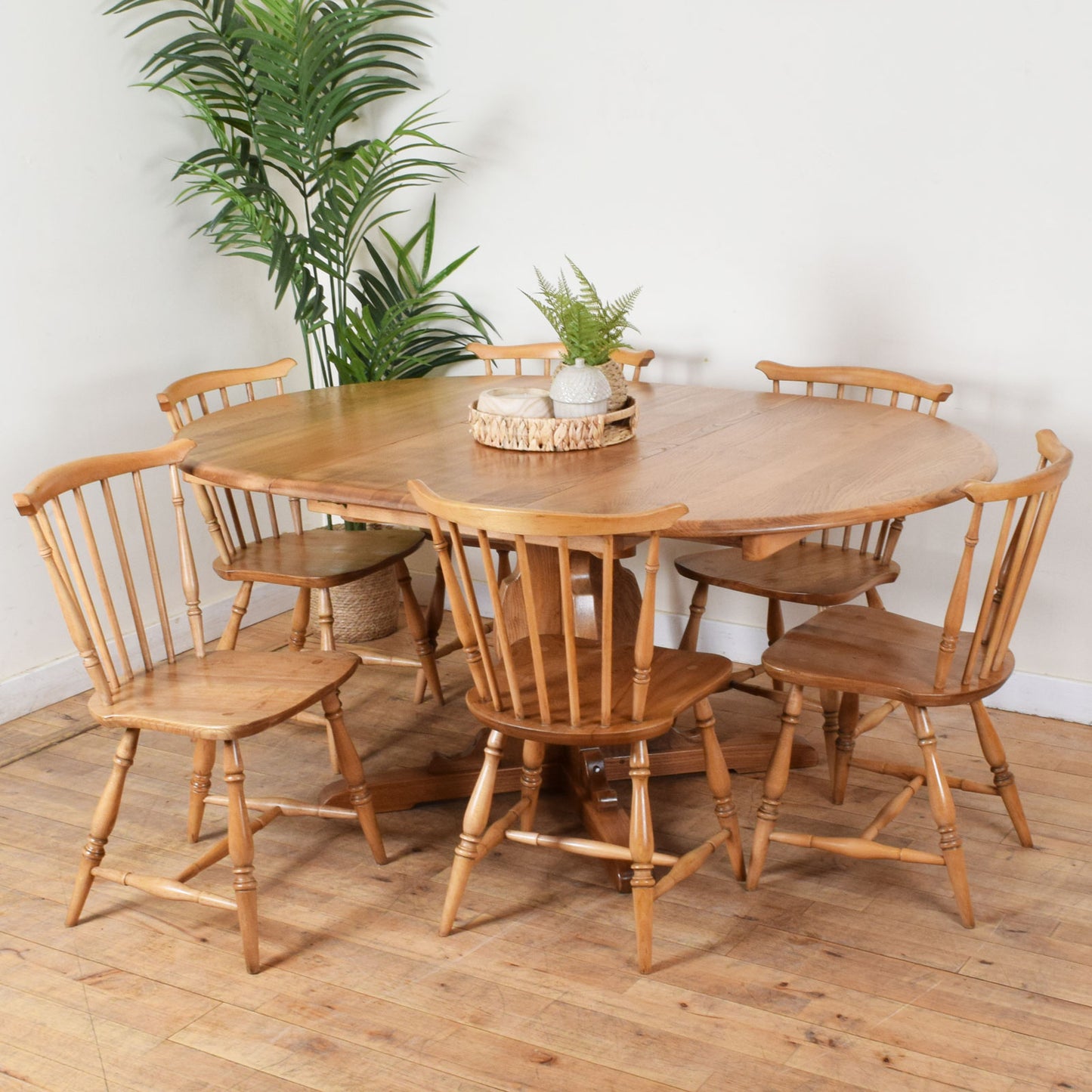 Ercol Extendable Table and Six Chairs