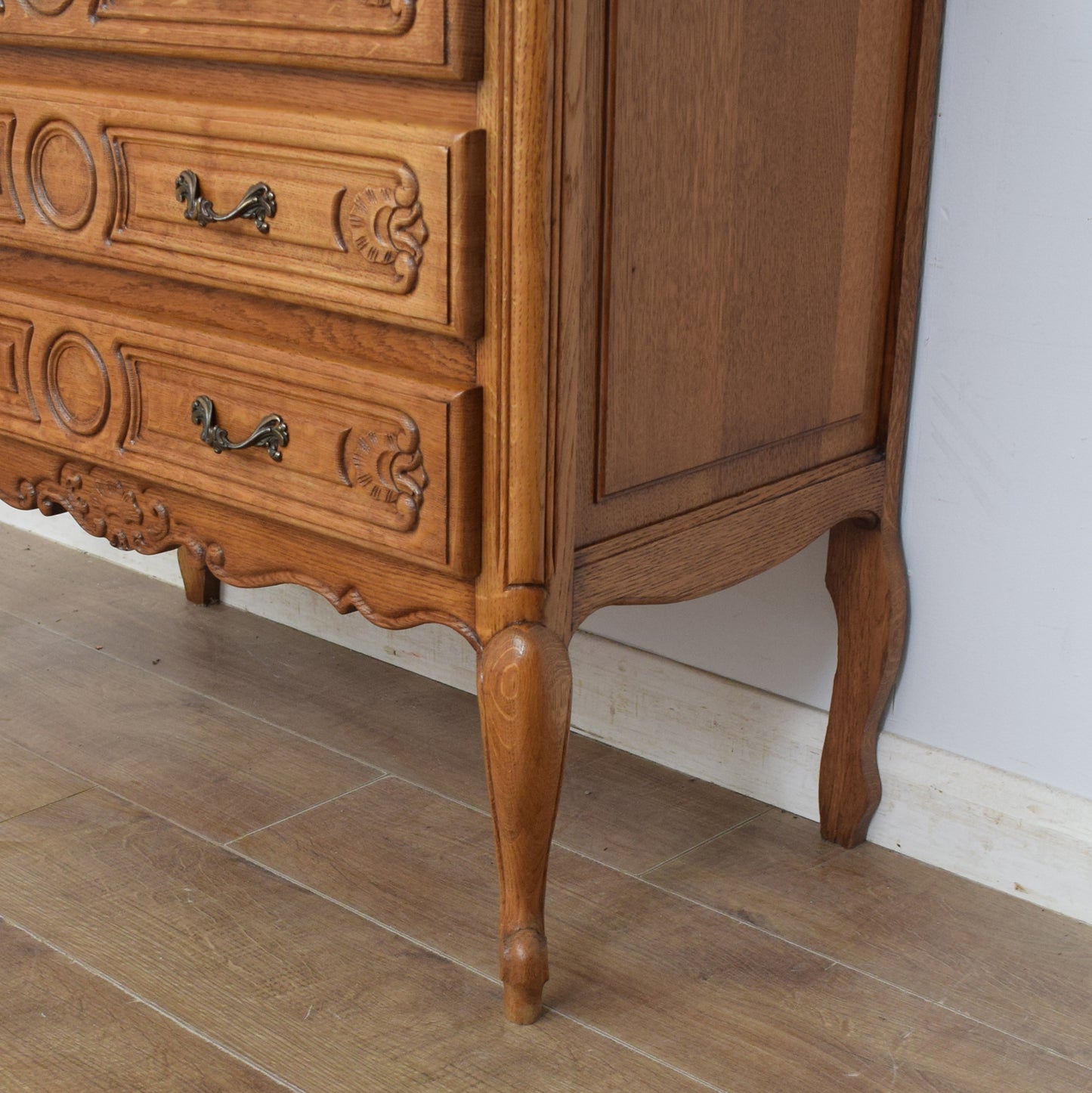 French Chest of Drawers