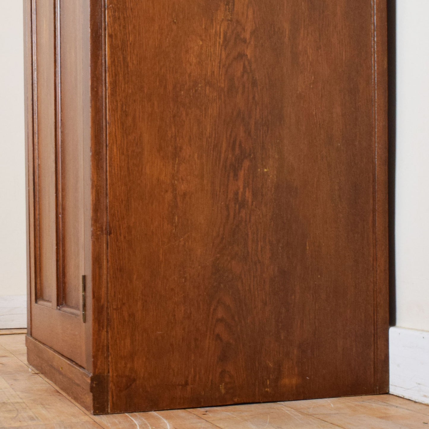 Mirrored Oak Hallrobe