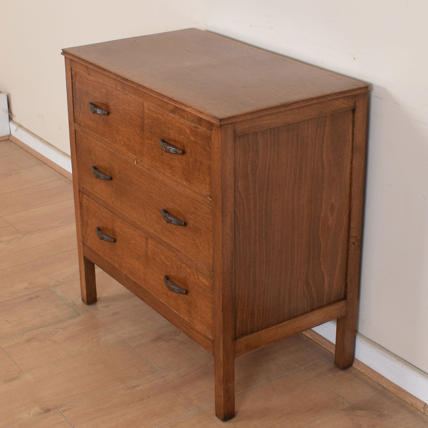 Oak Chest of Drawers