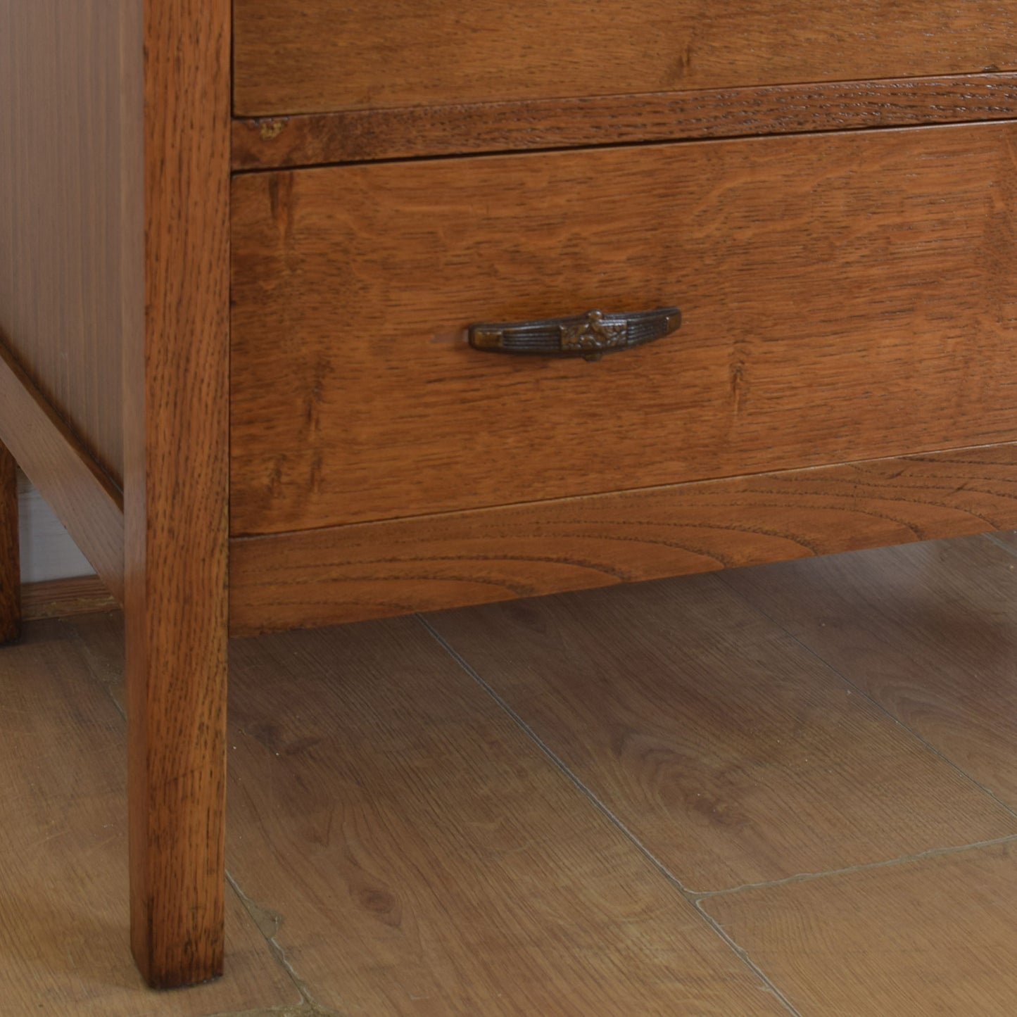 Oak Chest of Drawers