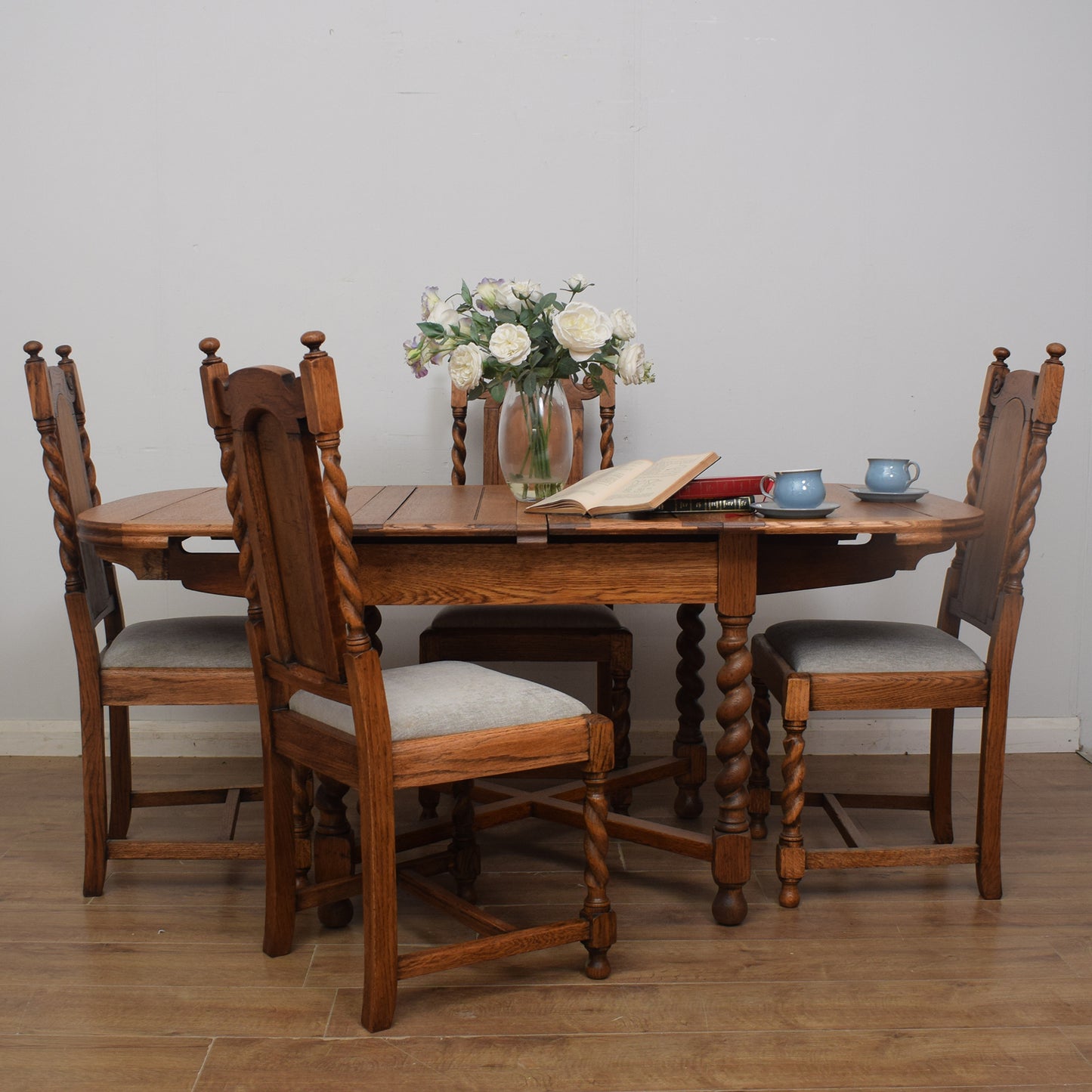 Barley Twist Draw Leaf Table & 4 Chairs