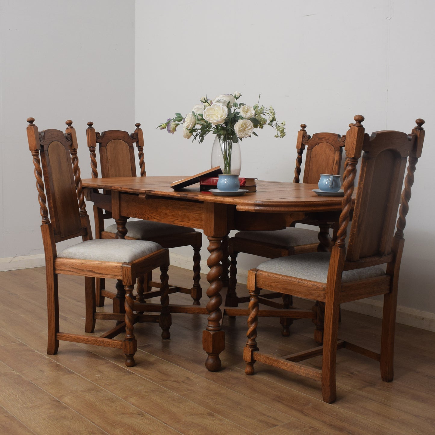 Barley Twist Draw Leaf Table & 4 Chairs