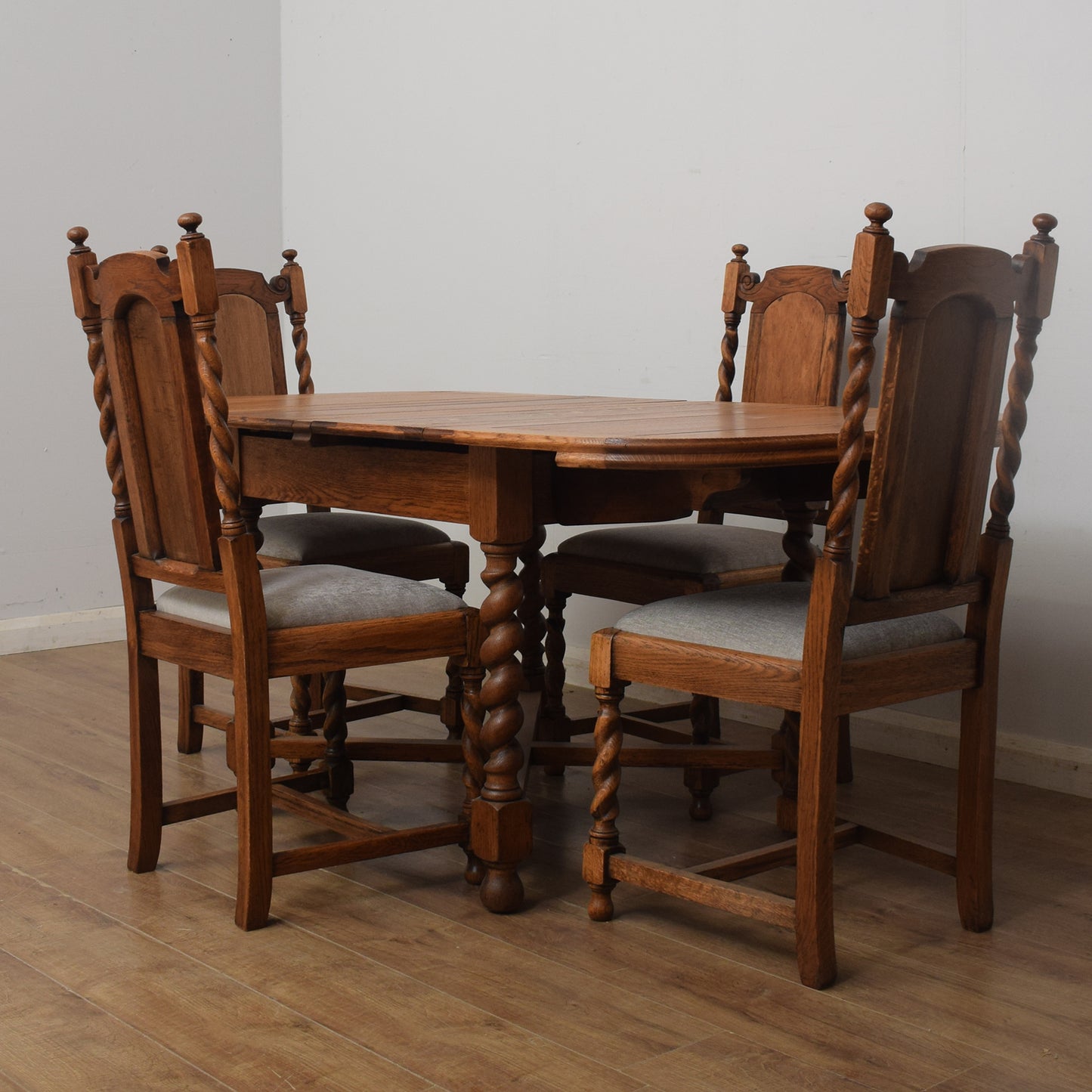 Barley Twist Draw Leaf Table & 4 Chairs