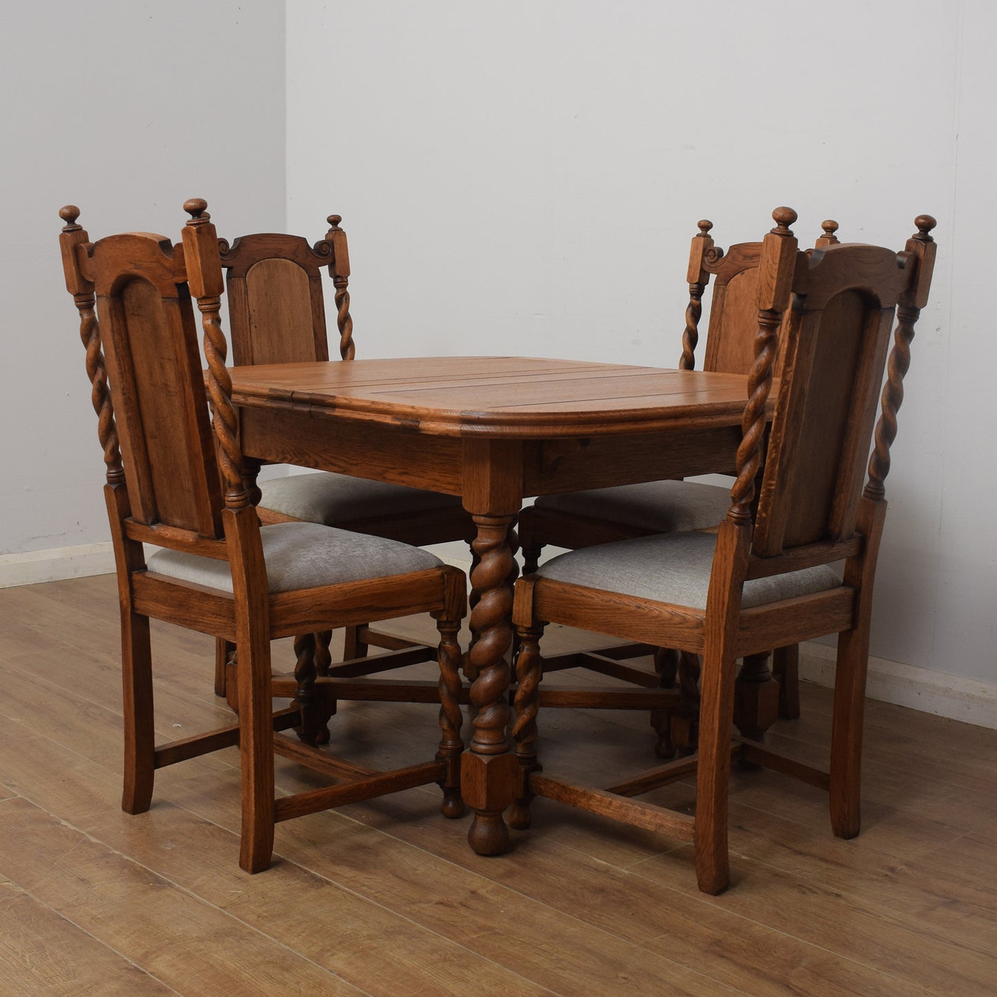 Barley Twist Draw Leaf Table & 4 Chairs